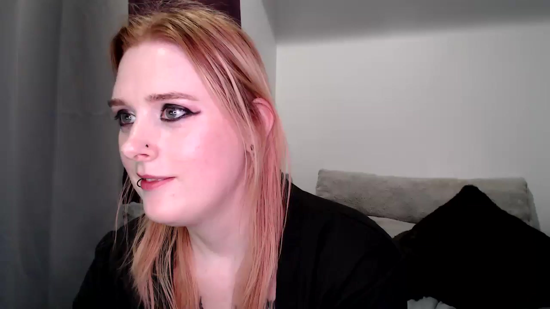 Gallery image thumbnail from Night_Shae's myfreecams stream on, 02/16/2025, 12:12 image 10 of 20