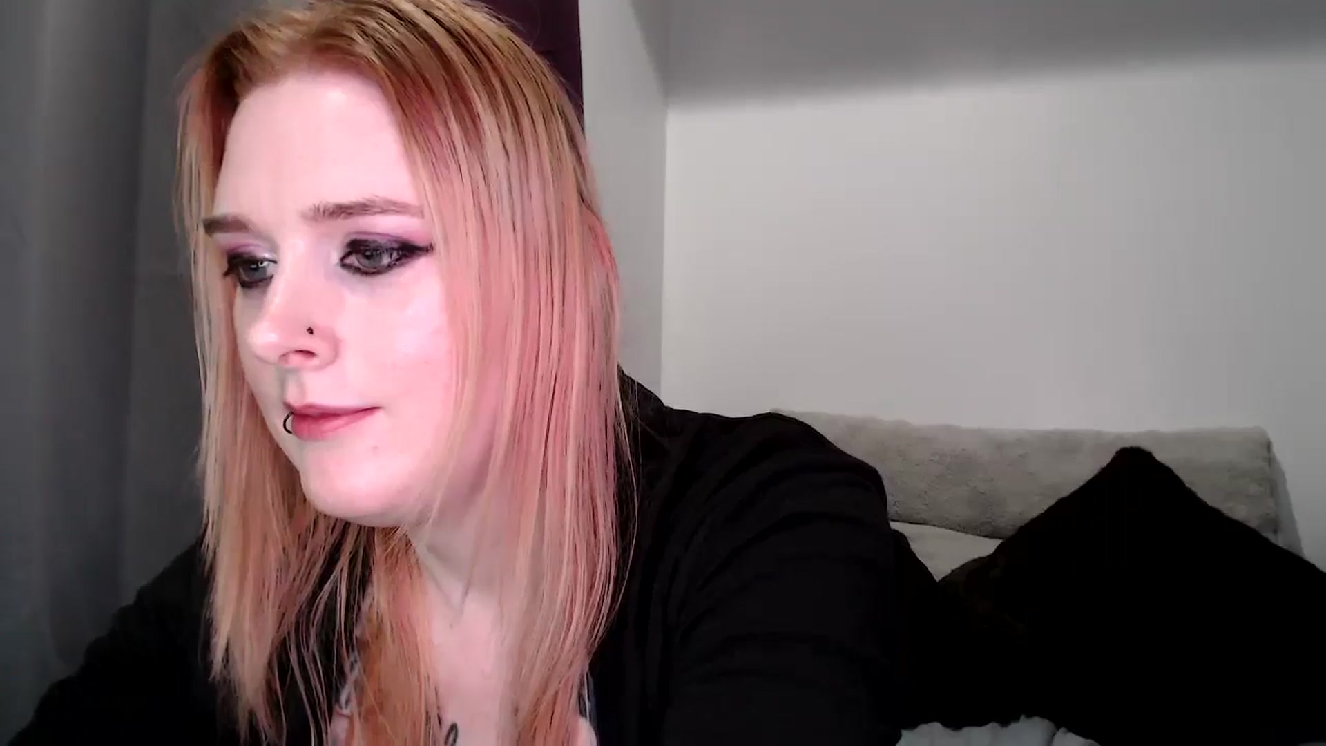 Gallery image thumbnail from Night_Shae's myfreecams stream on, 02/16/2025, 12:12 image 14 of 20