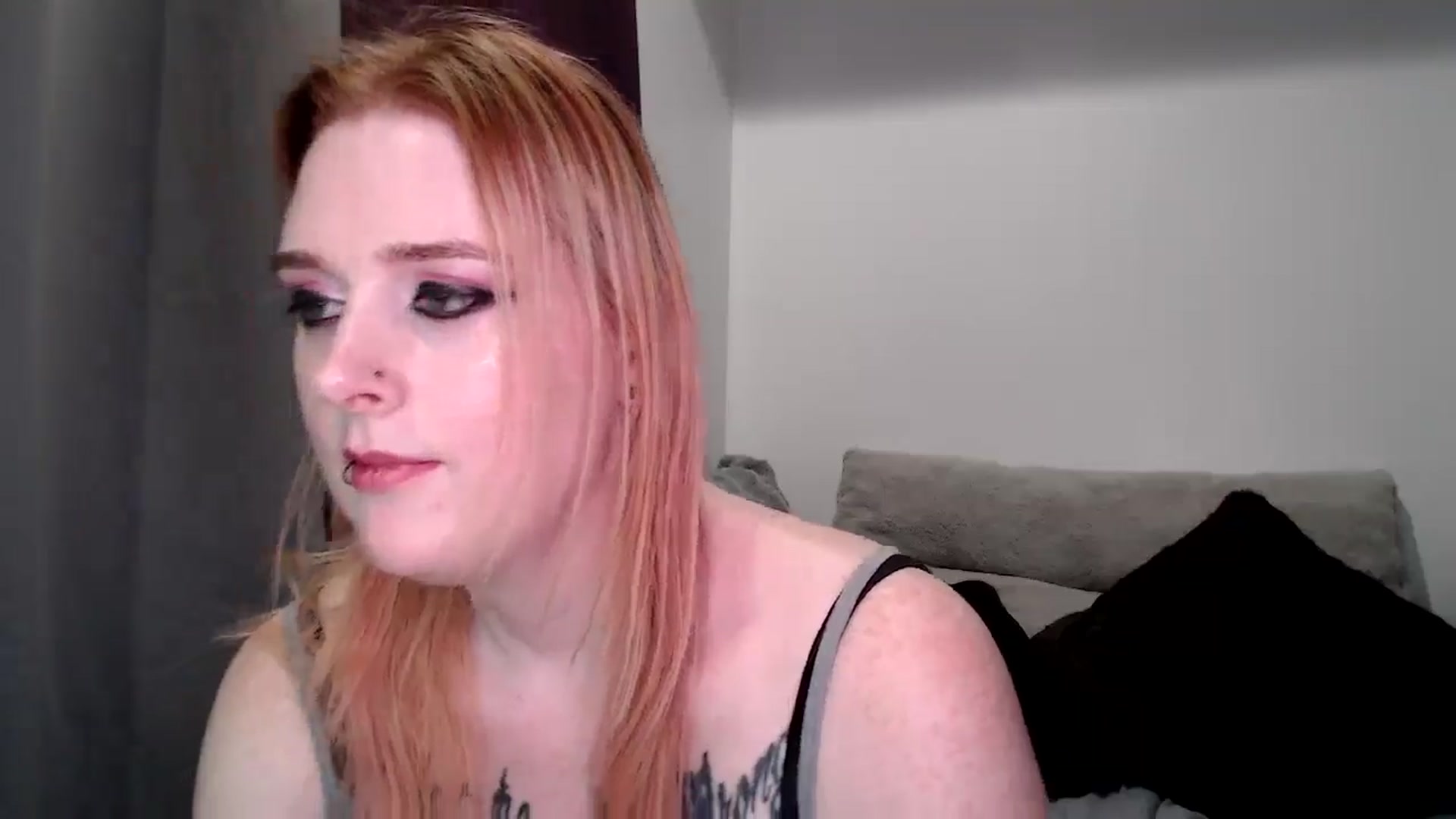 Gallery image thumbnail from Night_Shae's myfreecams stream on, 02/16/2025, 12:12 image 6 of 20