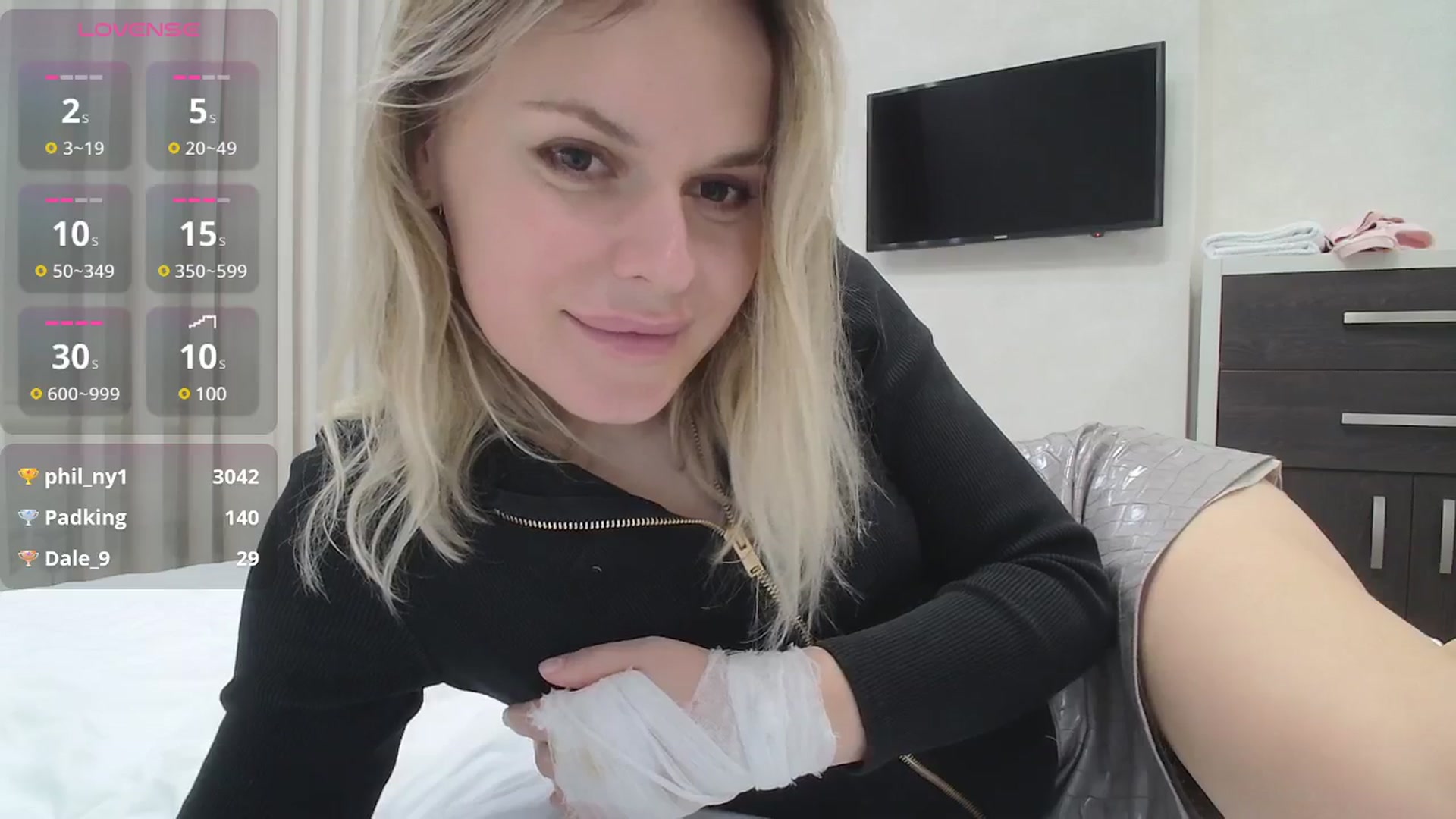 Gallery image thumbnail from Night_vibe6's myfreecams stream on, 02/02/2025, 21:24 image 20 of 20