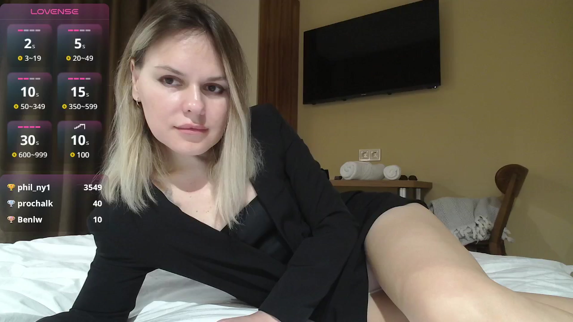 Gallery image thumbnail from Night_vibe6's myfreecams stream on, 03/02/2025, 21:08 image 2 of 20