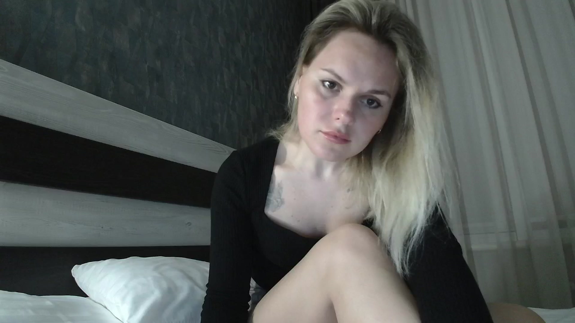 Gallery image thumbnail from Night_vibe6's myfreecams stream on, 04/17/2025, 18:32 image 1 of 20