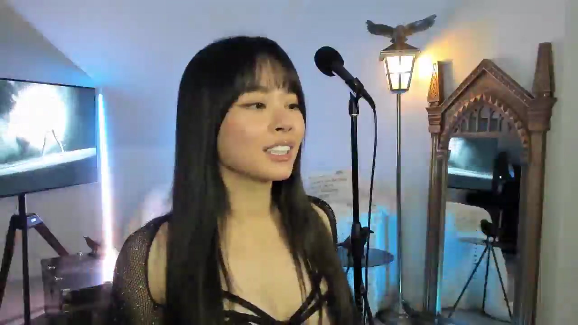 Gallery image thumbnail from Nightmiora's myfreecams stream on, 01/04/2026, 05:02 image 17 of 20
