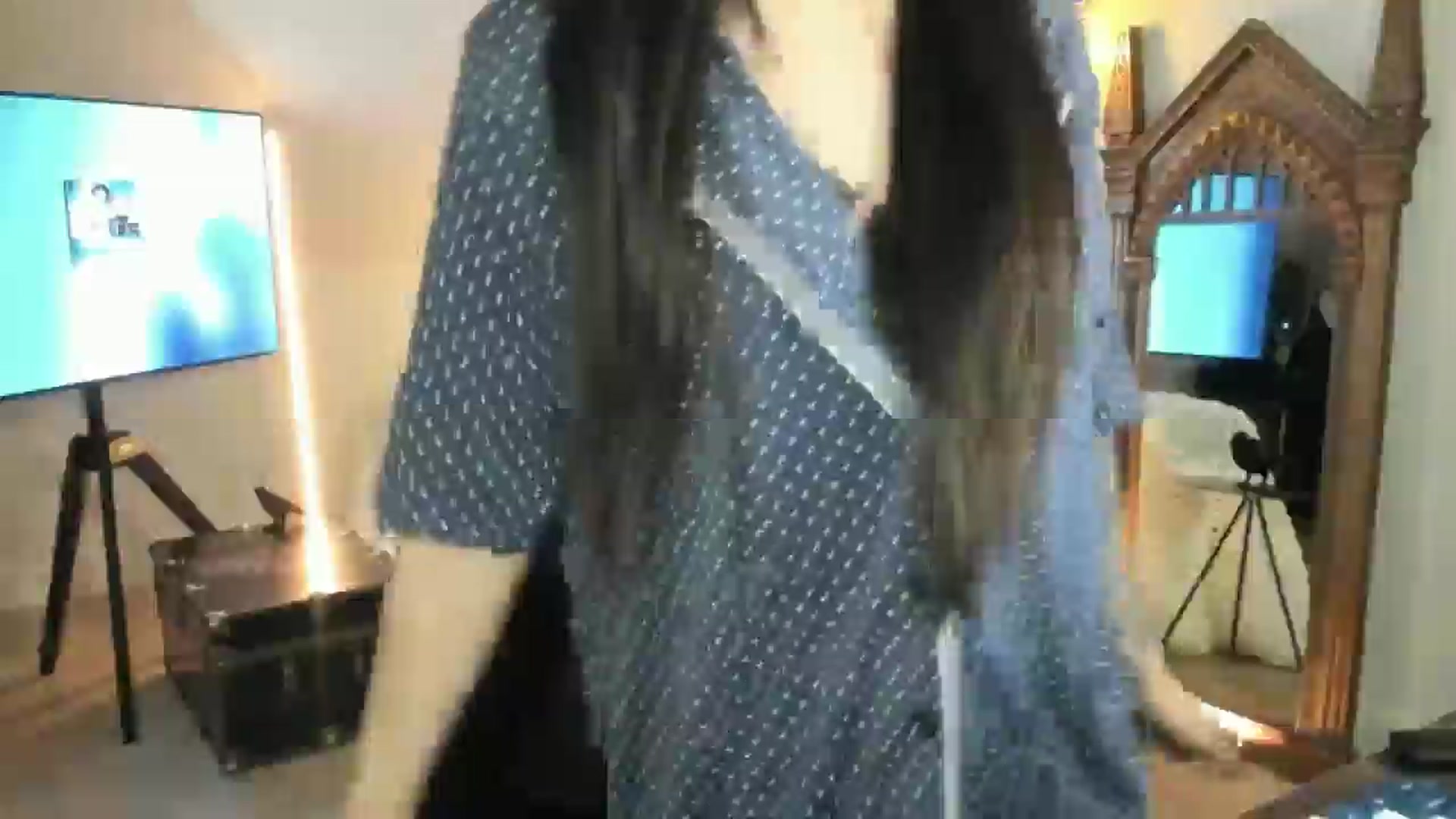 Gallery image thumbnail from Nightmiora's myfreecams stream on, 01/06/2026, 05:17 image 11 of 20
