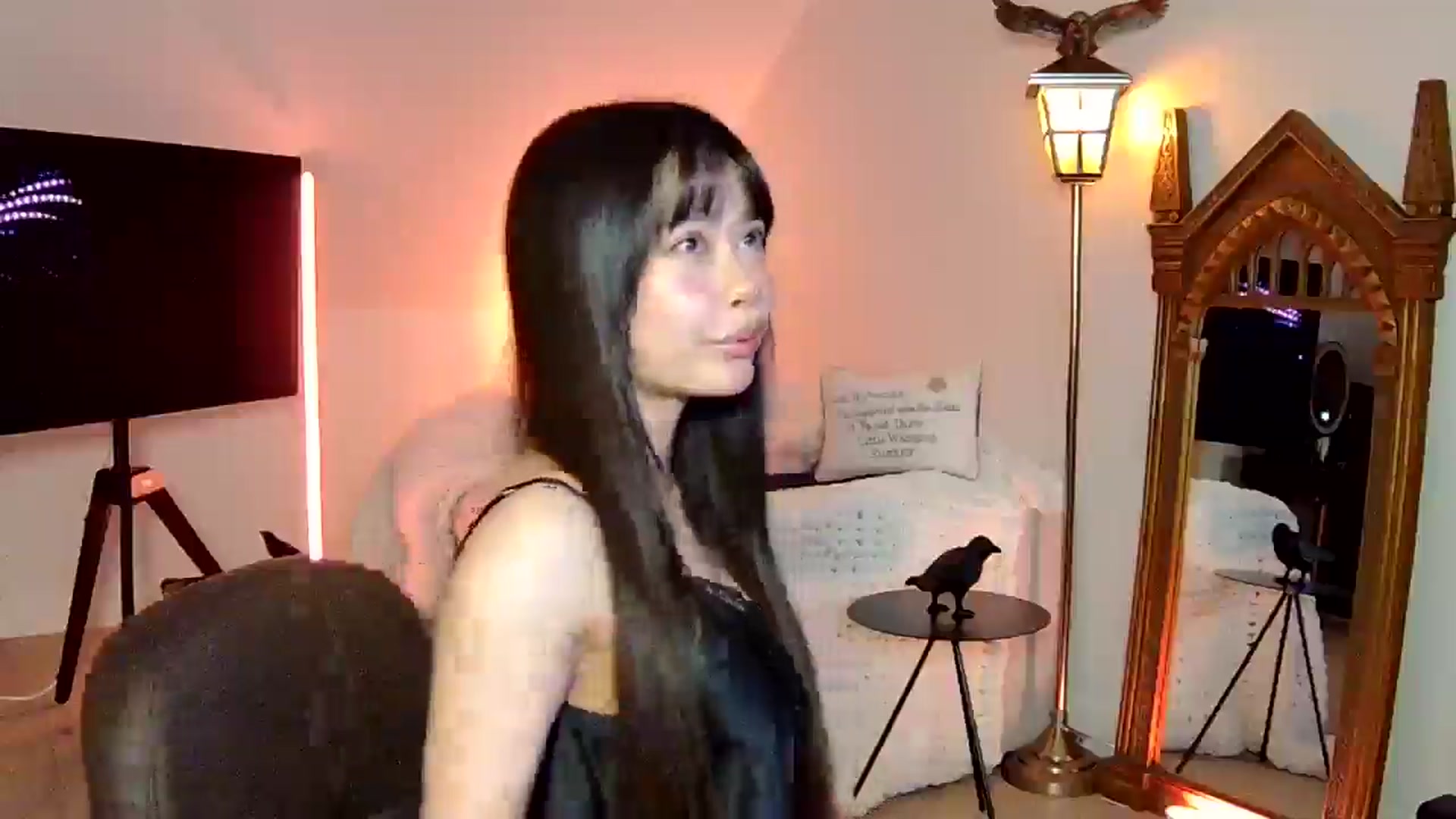 Gallery image thumbnail from Nightmiora's myfreecams stream on, 01/08/2026, 05:37 image 19 of 20