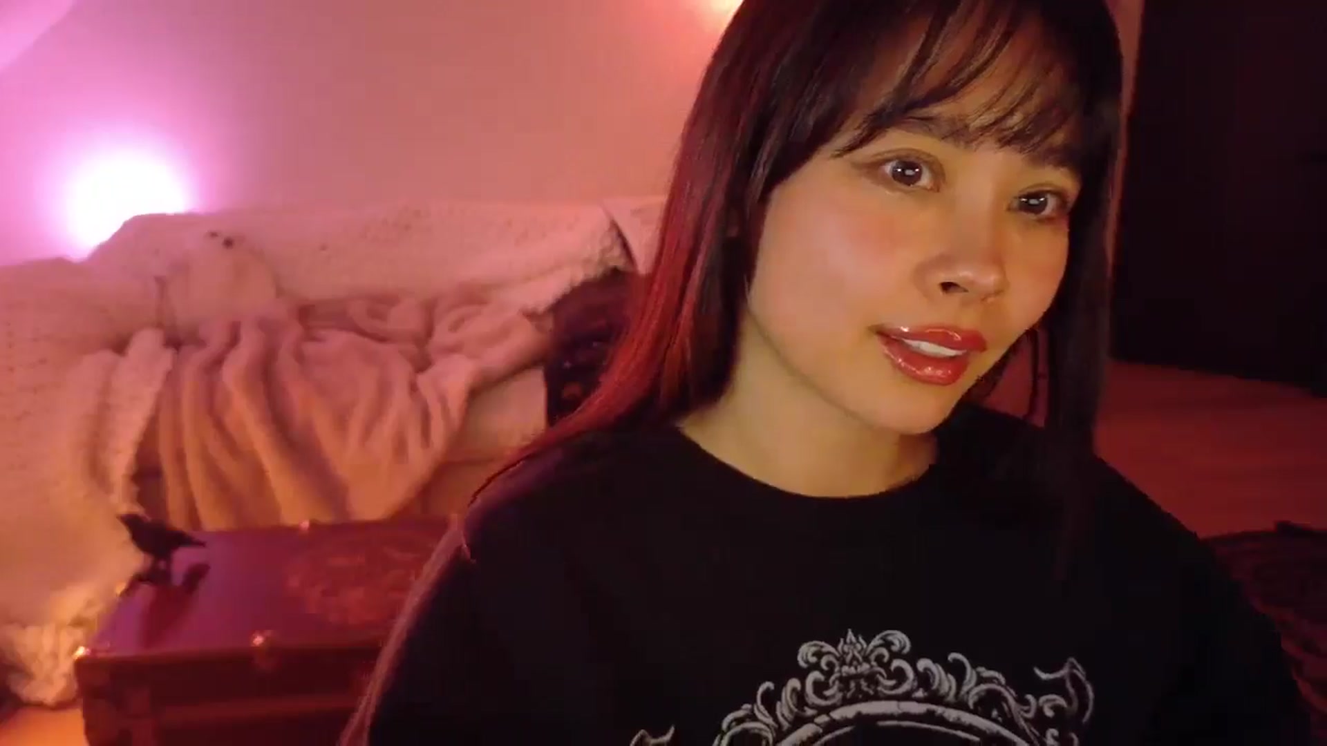 Gallery image thumbnail from Nightmiora's myfreecams stream on, 02/22/2026, 06:35 image 6 of 20