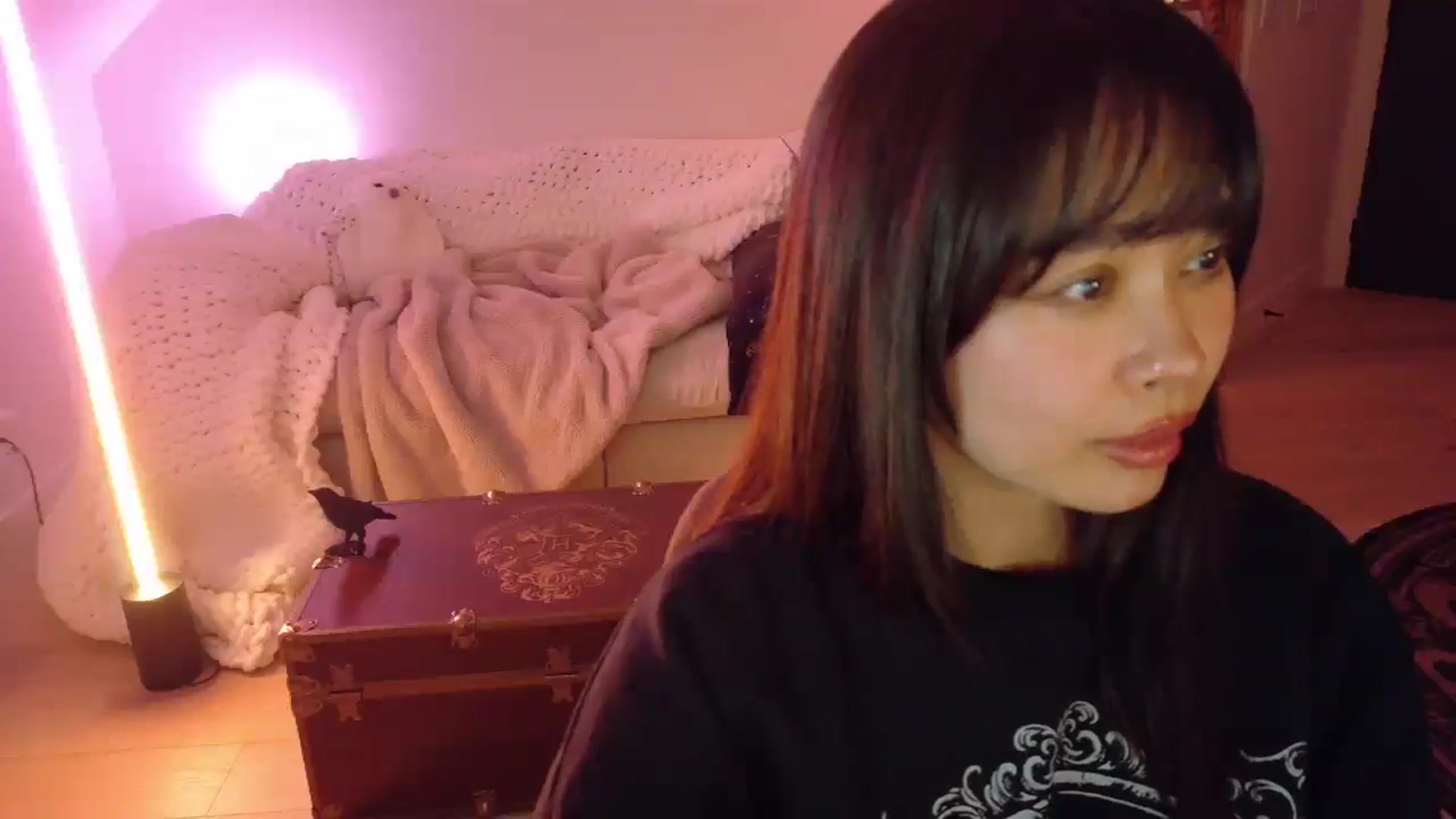 Gallery image thumbnail from Nightmiora's myfreecams stream on, 02/22/2026, 06:35 image 17 of 20