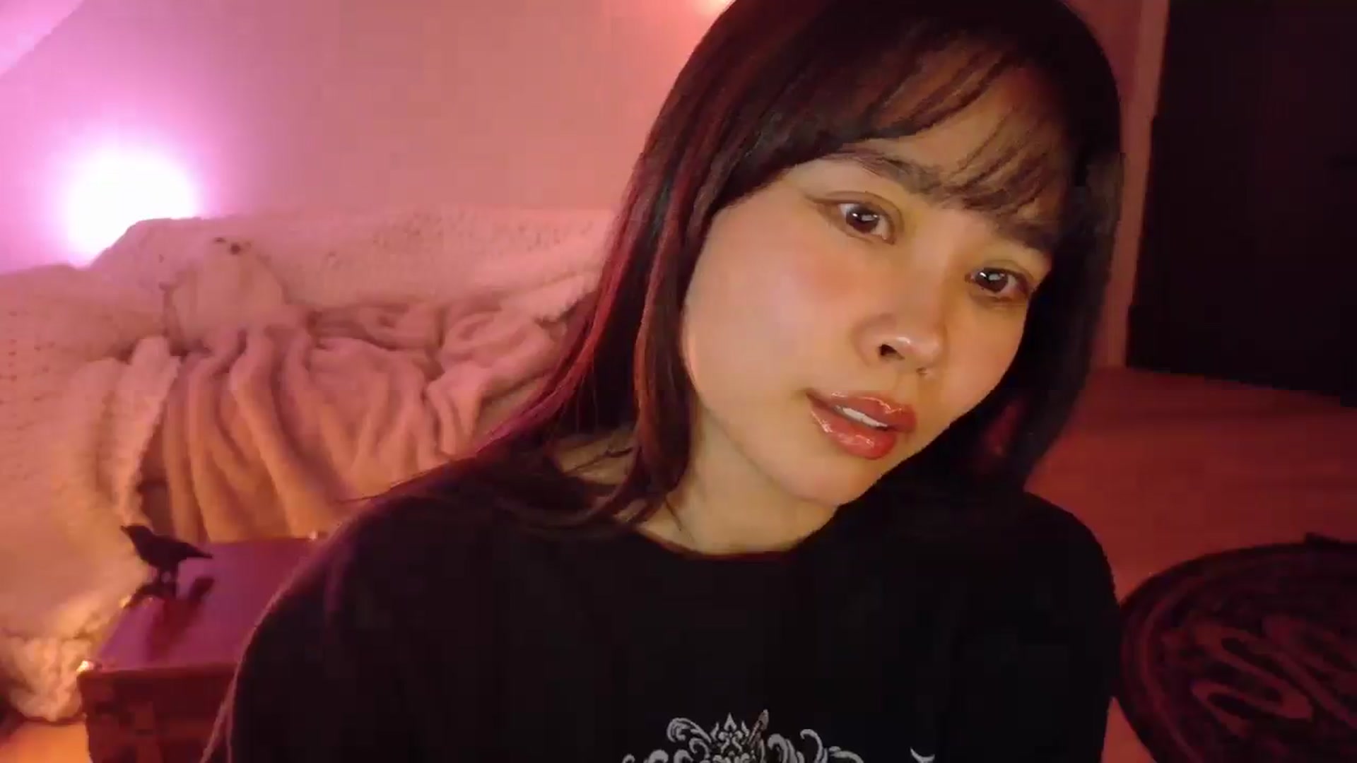 Gallery image thumbnail from Nightmiora's myfreecams stream on, 02/22/2026, 06:35 image 4 of 20