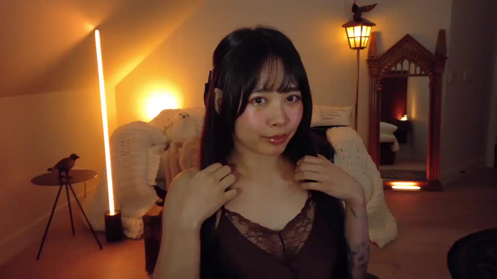 Gallery image thumbnail from Nightmiora's myfreecams stream on, 03/11/2026, 05:15 image 1 of 20