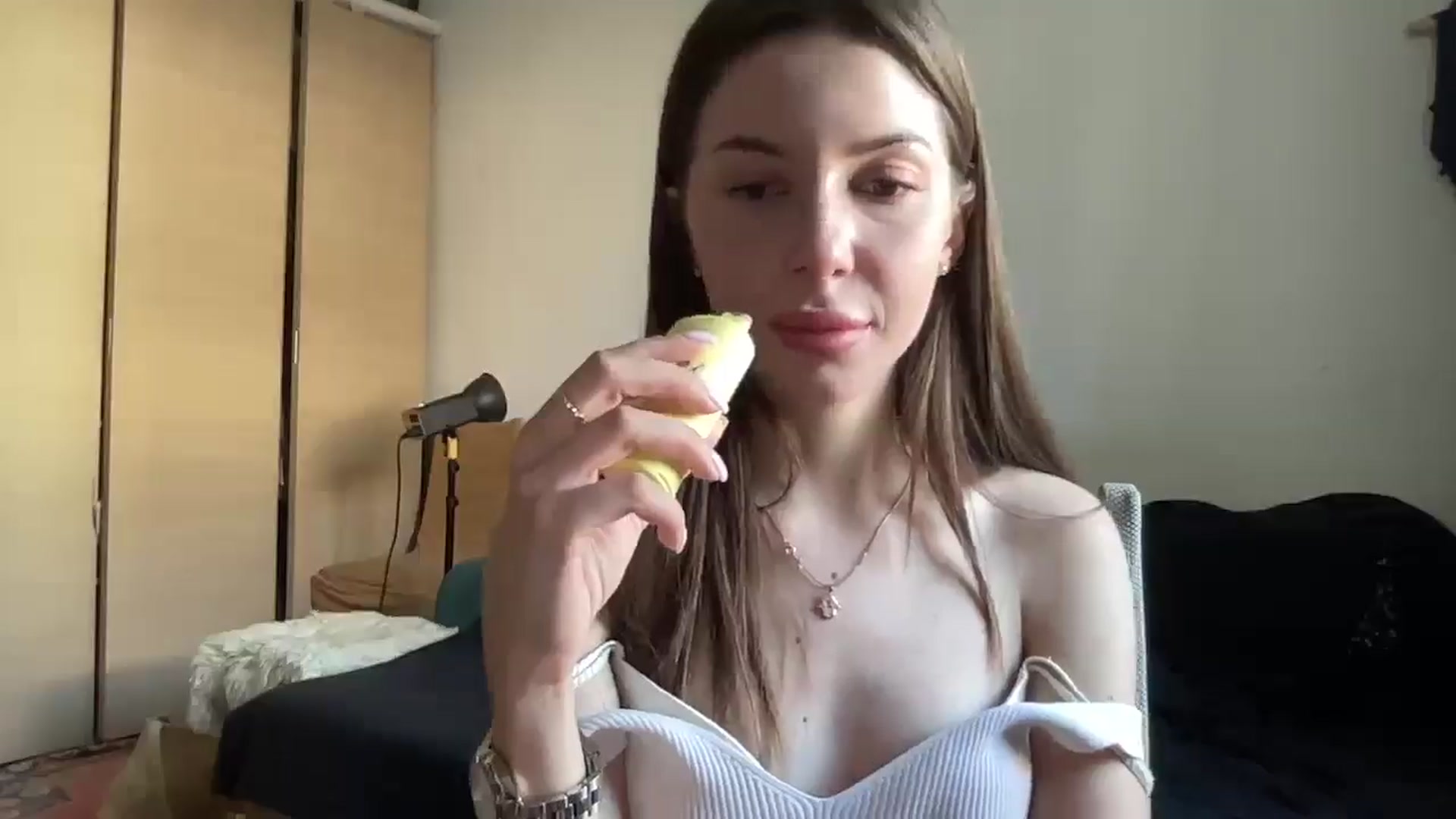 Gallery image thumbnail from NikaBryce's myfreecams stream on, 07/12/2025, 14:28 image 15 of 20
