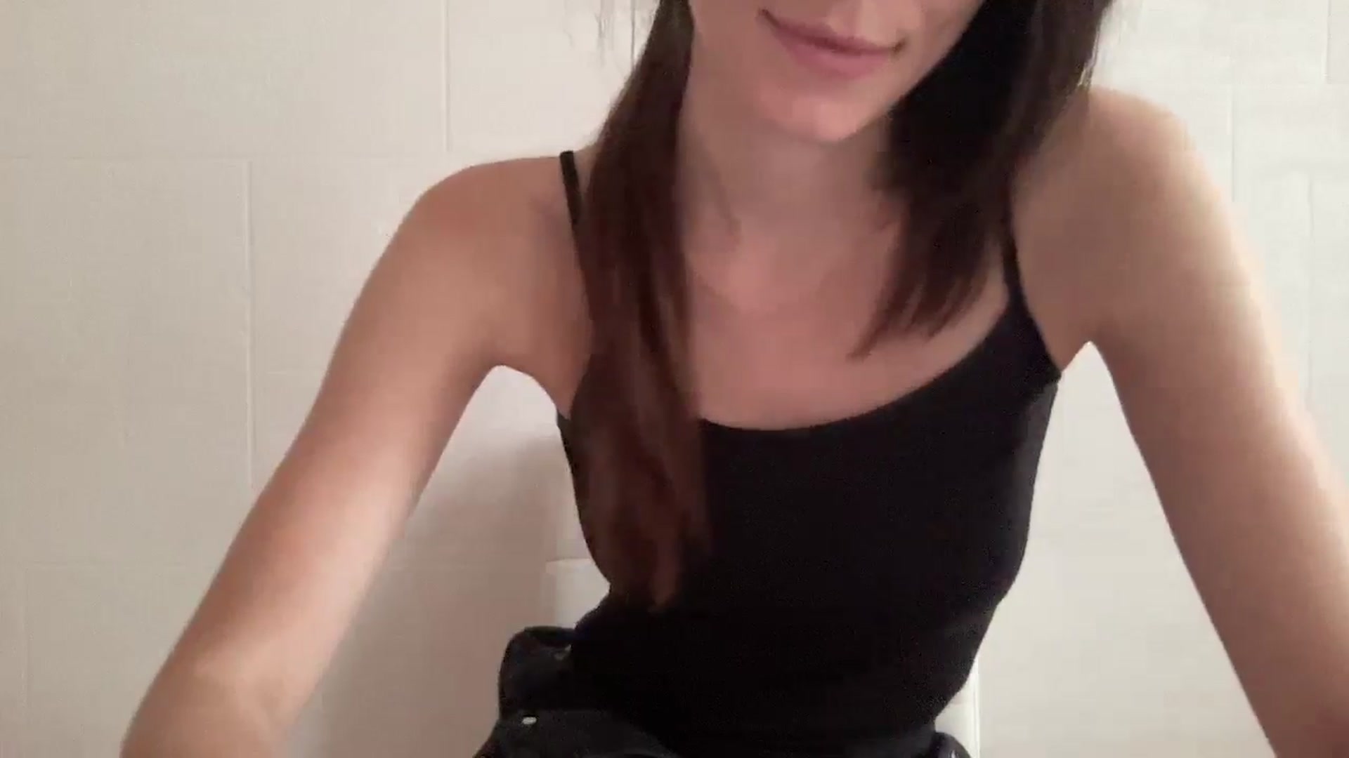 Gallery image thumbnail from NikaBryce's myfreecams stream on, 07/30/2025, 09:34 image 3 of 20