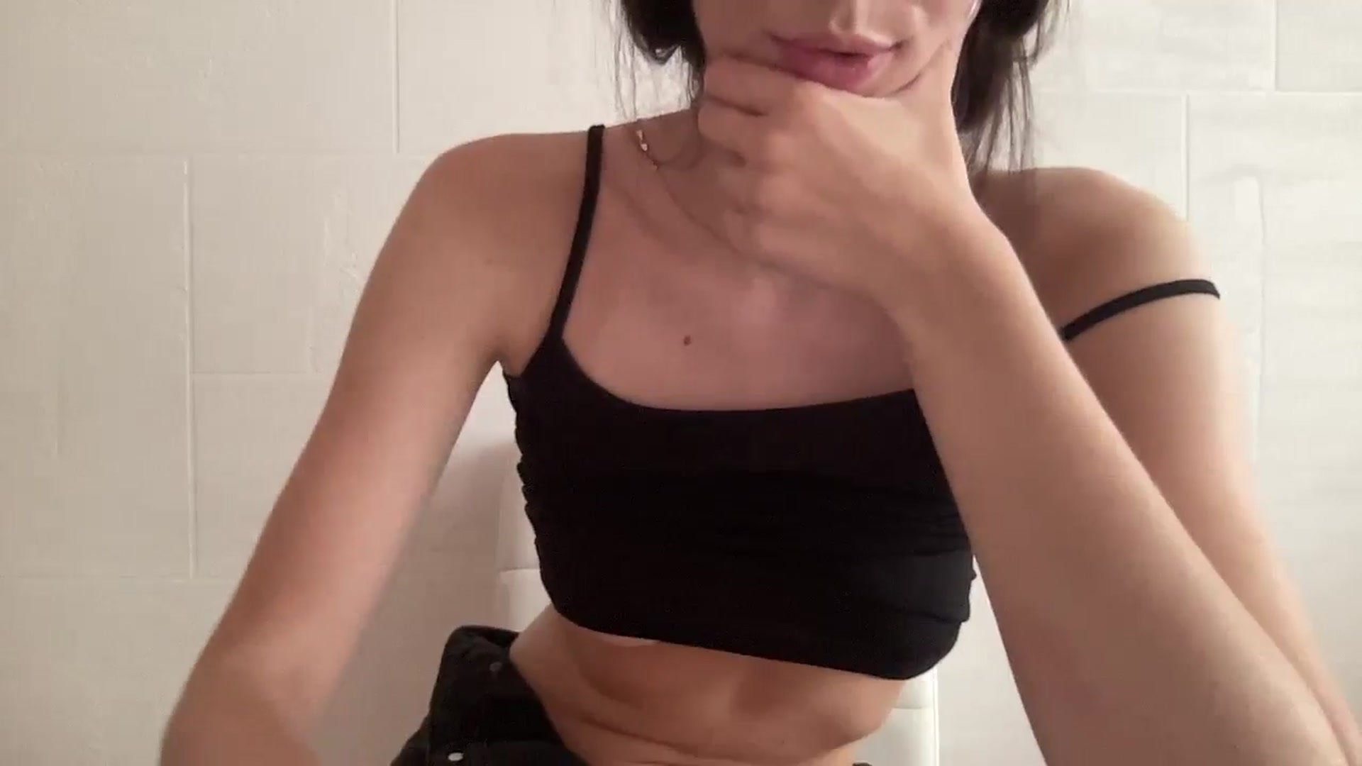 Gallery image thumbnail from NikaBryce's myfreecams stream on, 07/30/2025, 10:16 image 3 of 20