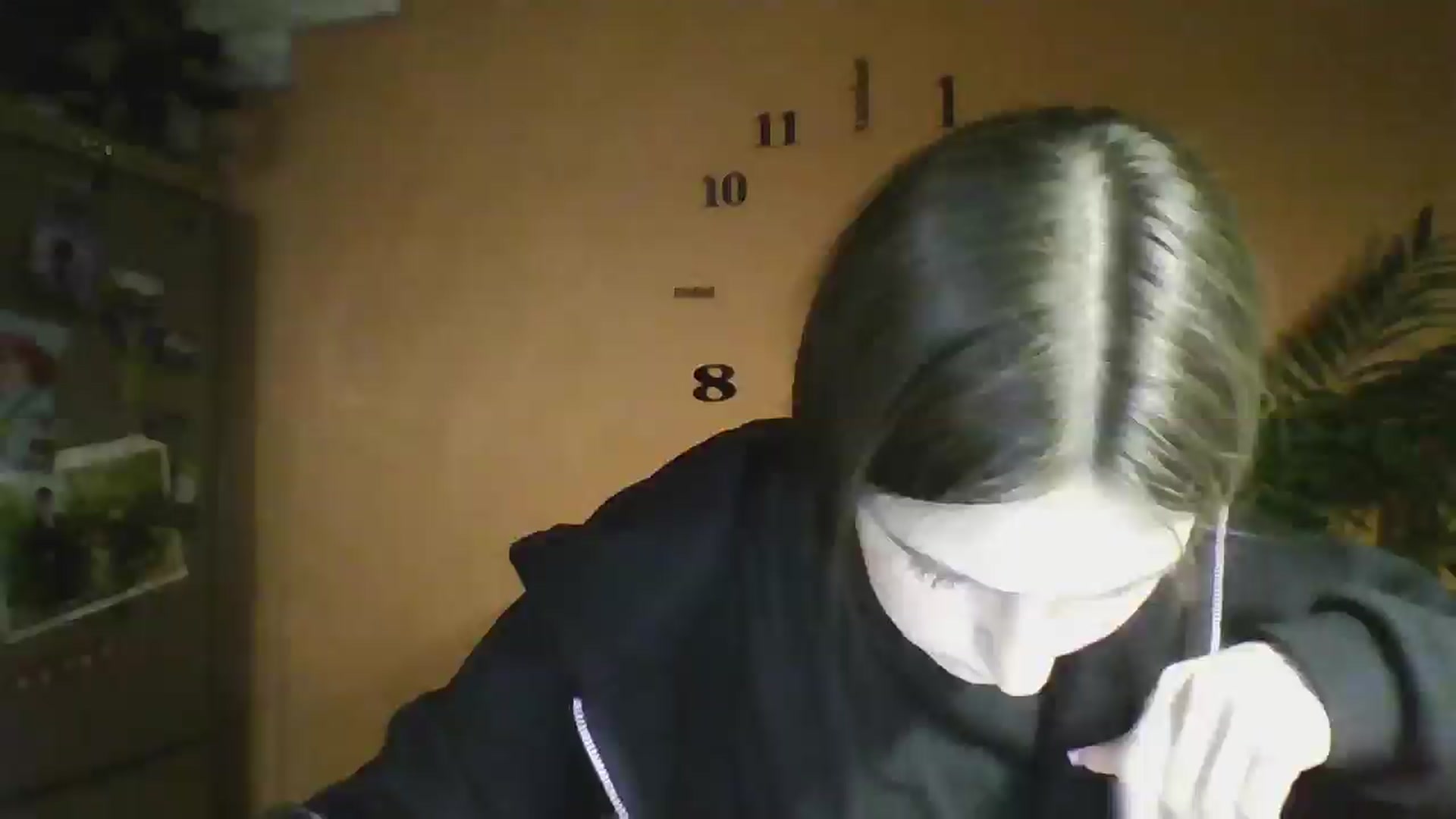 Gallery image thumbnail from NikaFlex's myfreecams stream on, 04/18/2026, 17:11 image 18 of 20