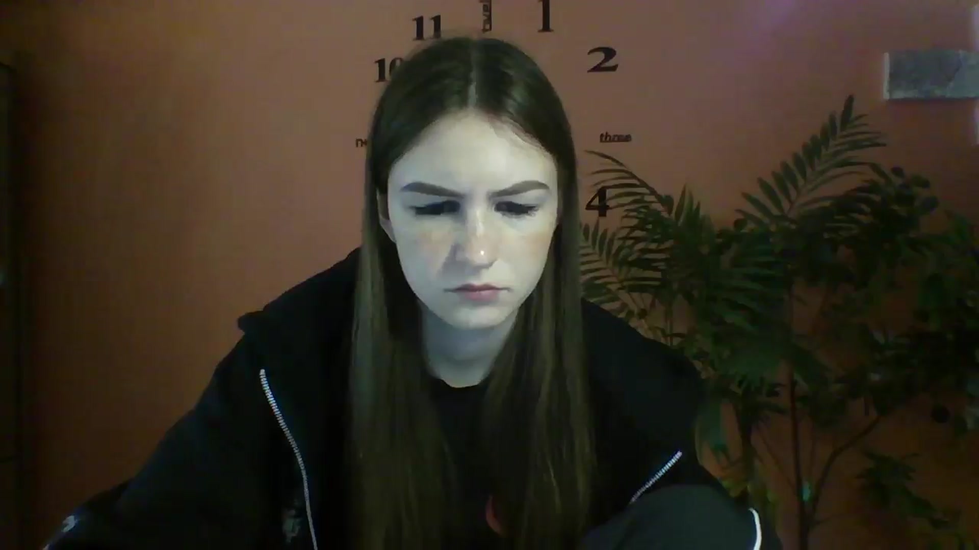 Gallery image thumbnail from NikaFlex's myfreecams stream on, 04/19/2026, 12:16 image 14 of 20