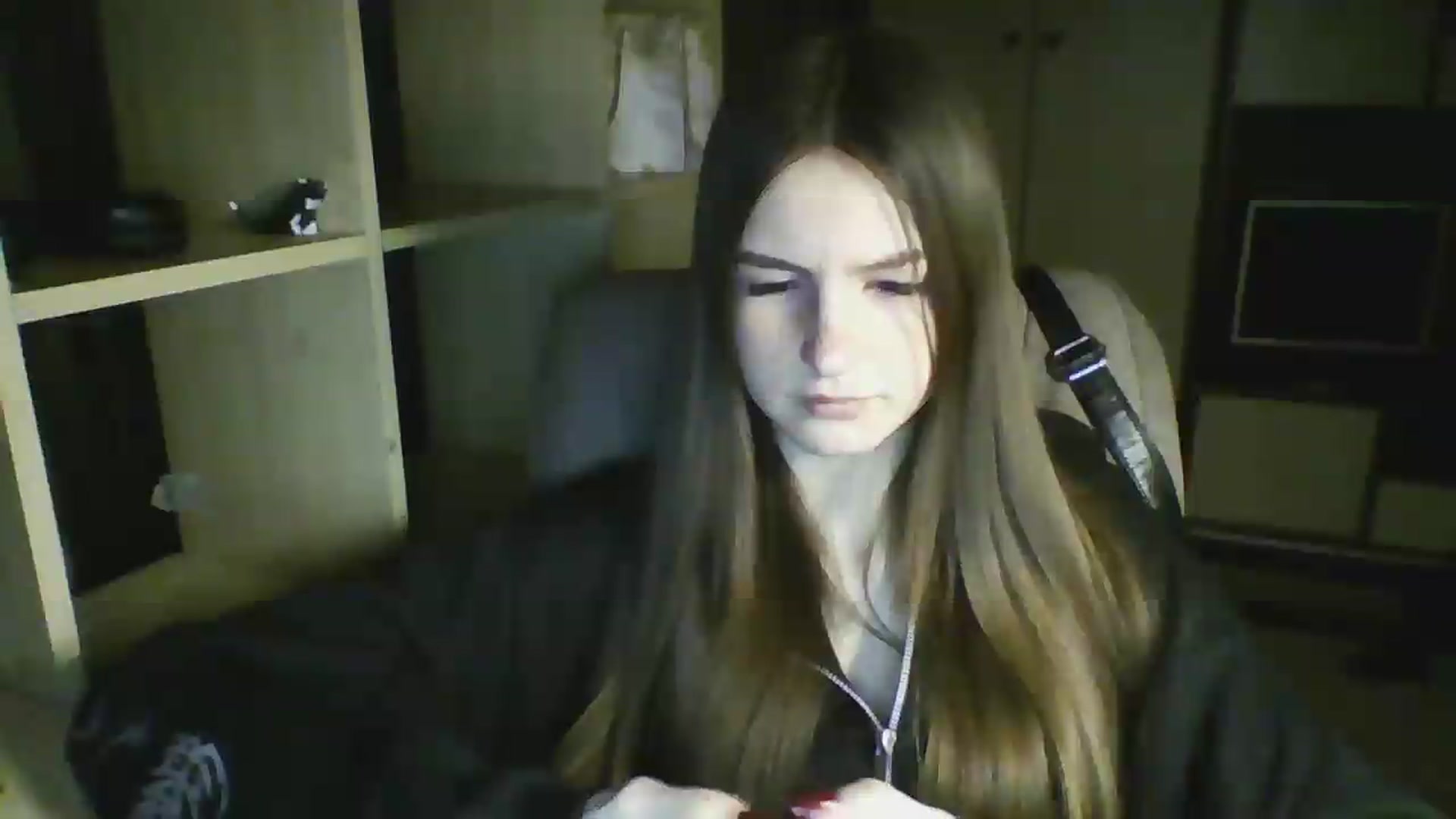 Gallery image thumbnail from NikaFlex's myfreecams stream on, 04/25/2026, 19:06 image 19 of 20