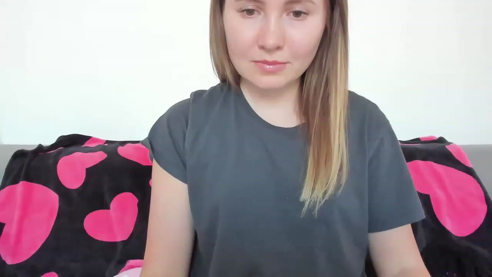 Gallery image thumbnail from NikaJohnson2's myfreecams stream on, 03/15/2023, 16:56 image 8 of 20