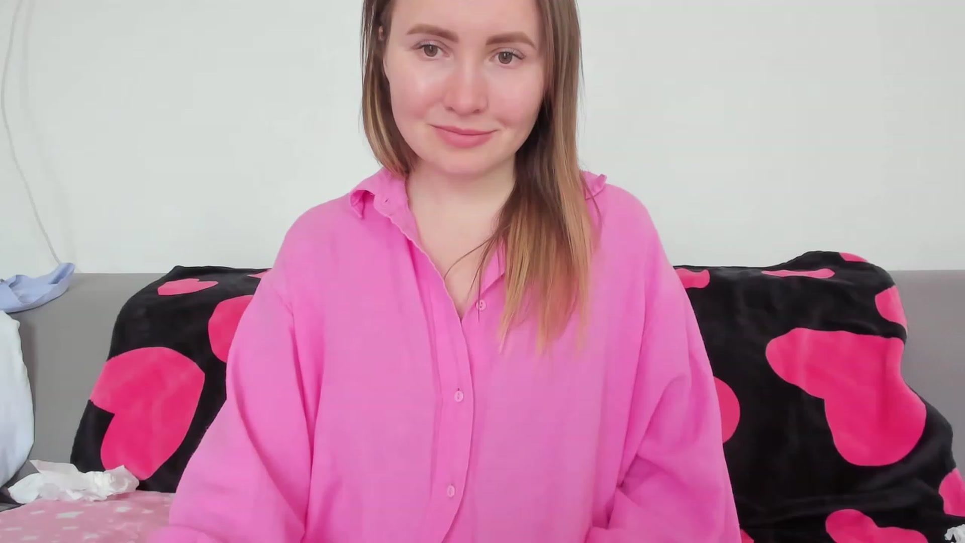 Gallery image thumbnail from NikaJohnson2's myfreecams stream on, 03/18/2023, 10:30 image 2 of 20