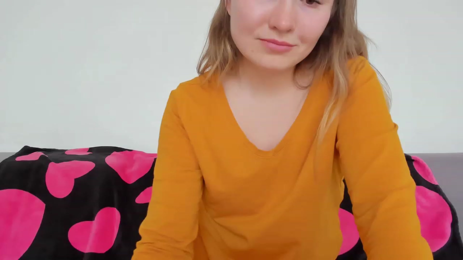 Gallery image thumbnail from NikaJohnson2's myfreecams stream on, 04/07/2023, 10:56 image 16 of 20