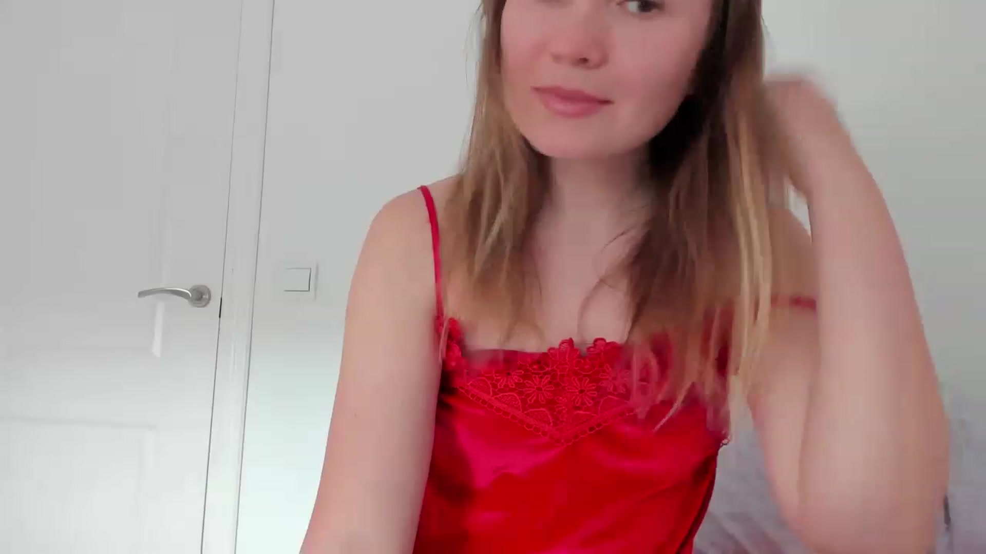 Gallery image thumbnail from NikaJohnson2's myfreecams stream on, 04/18/2023, 07:20 image 3 of 20