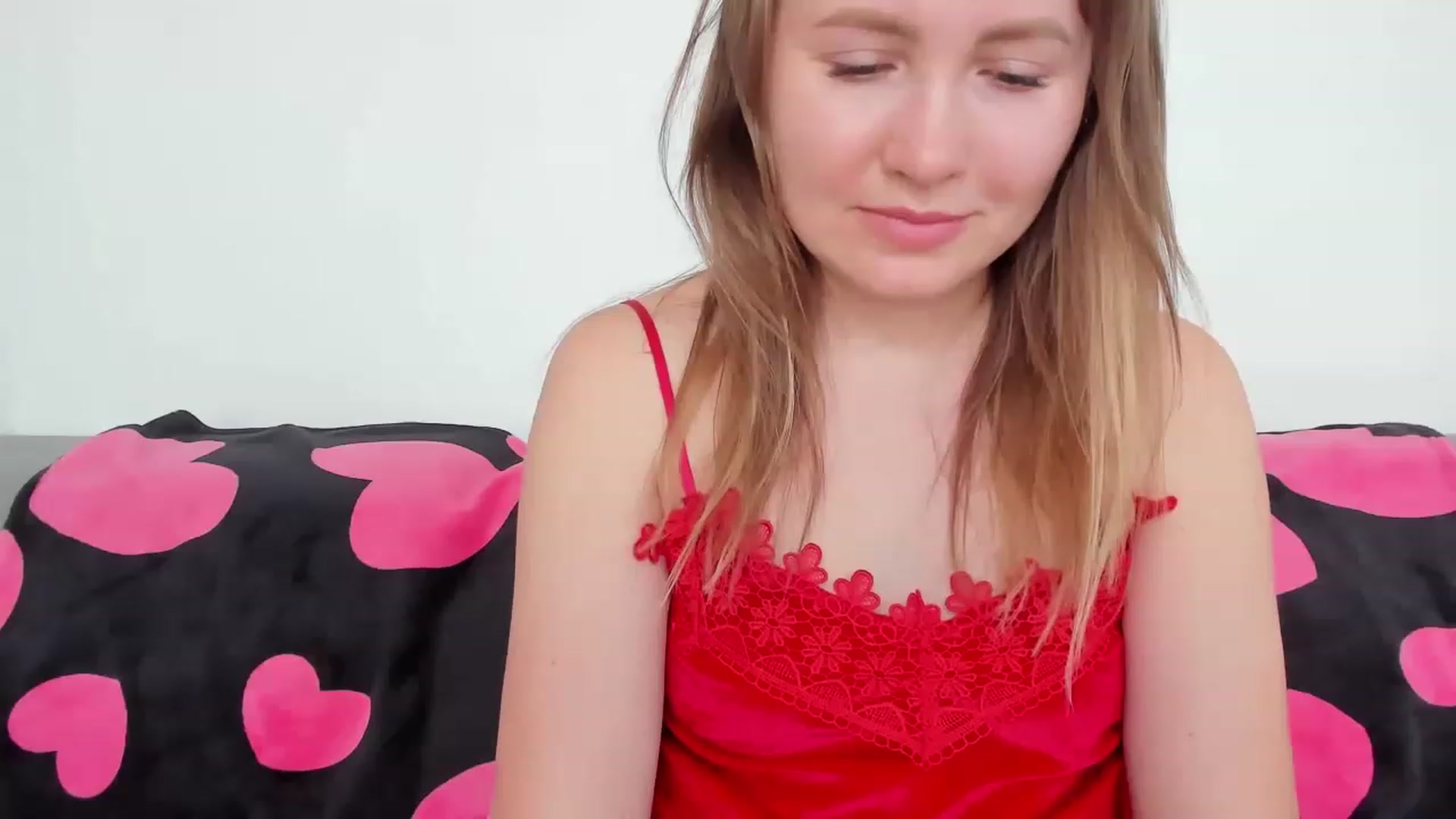 Gallery image thumbnail from NikaJohnson2's myfreecams stream on, 04/18/2023, 10:55 image 15 of 20