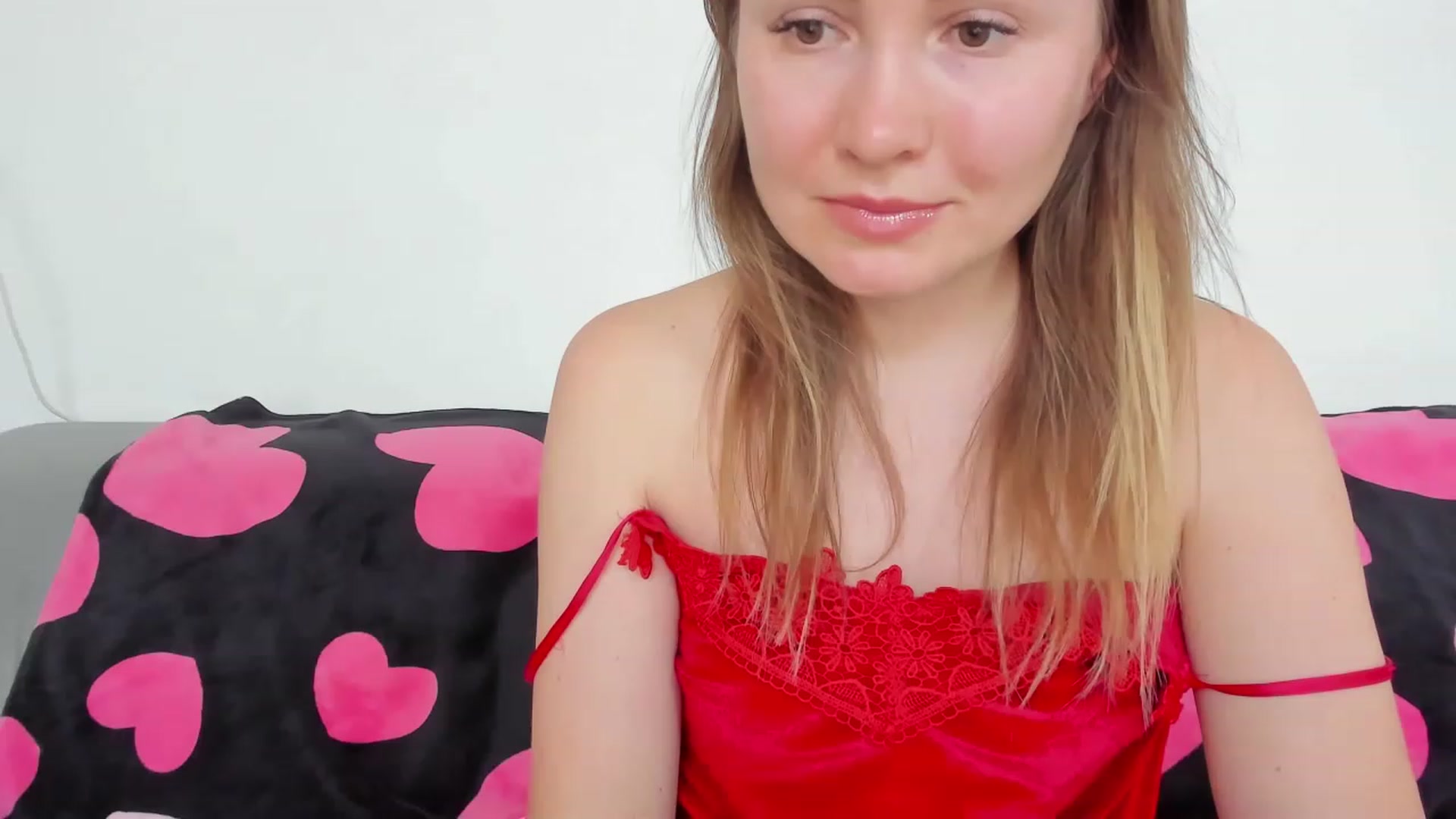 Gallery image thumbnail from NikaJohnson2's myfreecams stream on, 04/18/2023, 11:43 image 5 of 20