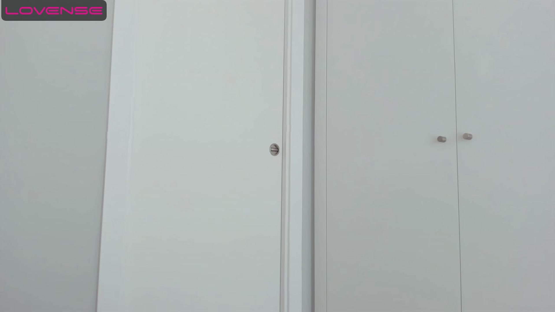 Gallery image thumbnail from NikaJohnson2's myfreecams stream on, 05/30/2023, 08:15 image 2 of 20