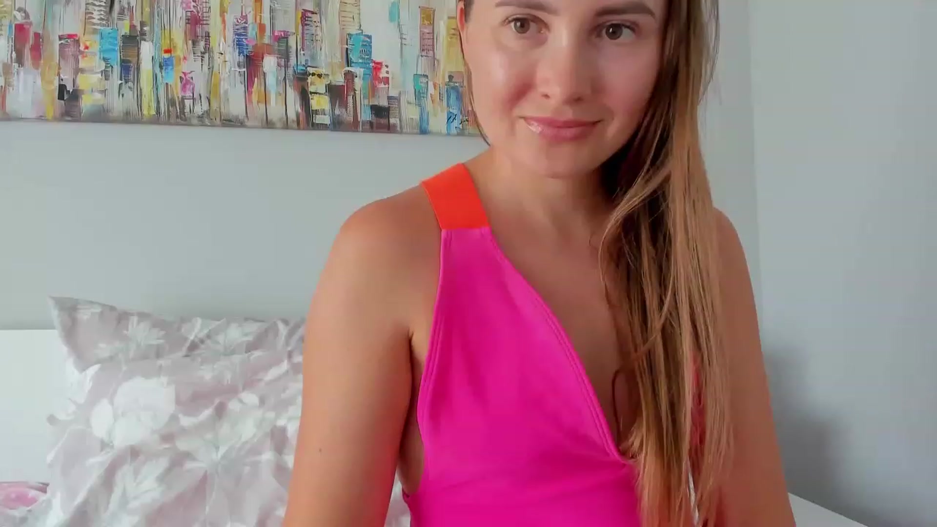 Gallery image thumbnail from NikaJohnson2's myfreecams stream on, 08/26/2023, 14:31 image 14 of 20