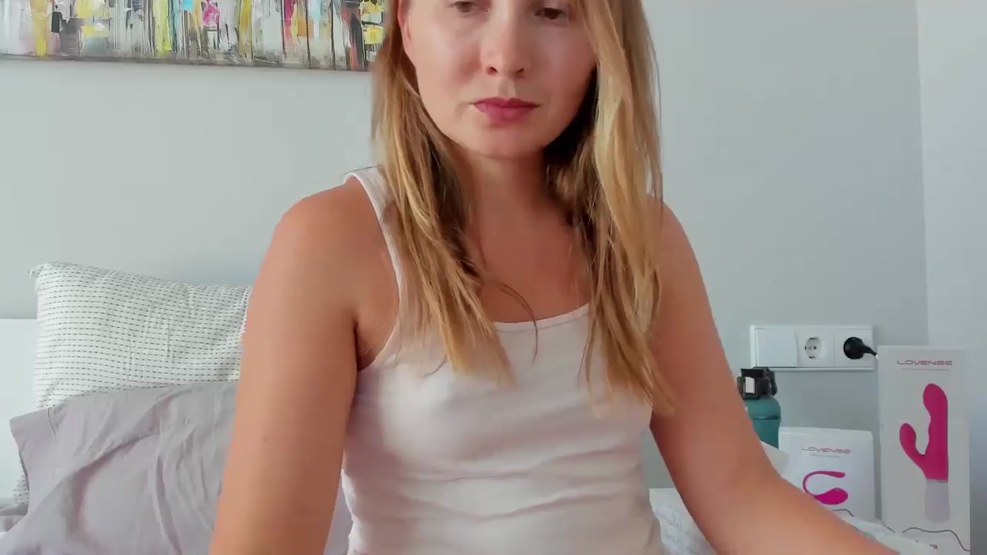 Gallery image thumbnail from NikaJohnson2's myfreecams stream on, 09/04/2024, 17:22 image 12 of 20