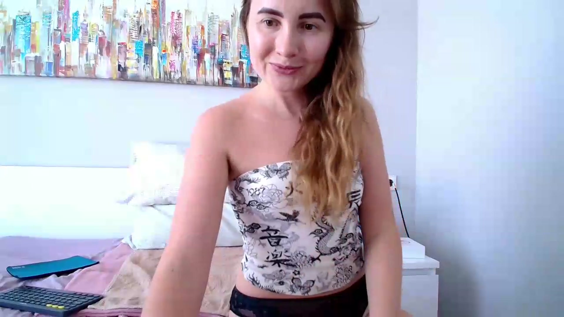 Gallery image thumbnail from NikaJohnson2's myfreecams stream on, 05/29/2026, 17:01 image 2 of 20