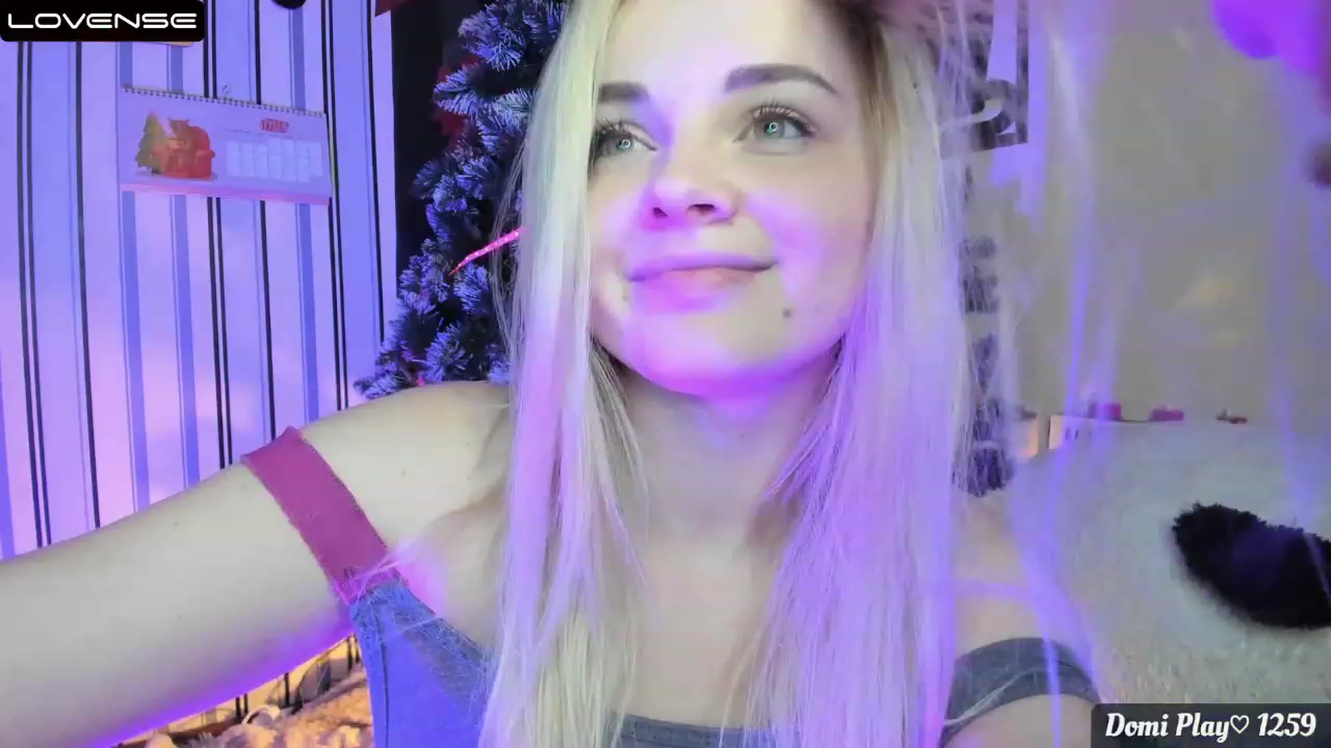 Gallery image thumbnail from Nika_Cakes's myfreecams stream on, 12/04/2022, 07:52 image 4 of 20