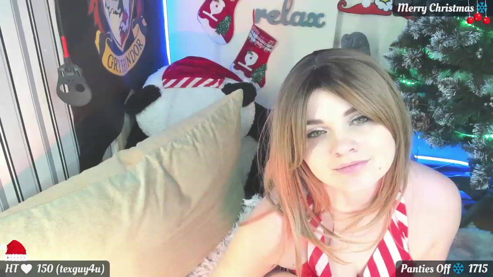 Gallery image thumbnail from Nika_Cakes's myfreecams stream on, 12/24/2022, 23:46 image 13 of 20