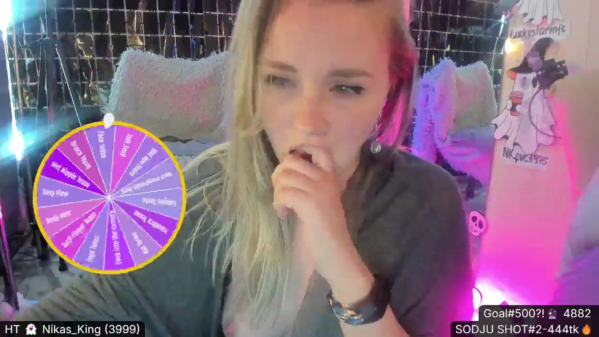 Gallery image thumbnail from Nika_Kitten's myfreecams stream on, 10/17/2024, 20:52 image 20 of 20