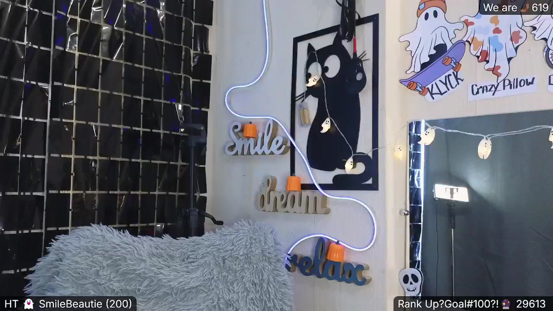 Gallery image thumbnail from Nika_Kitten's myfreecams stream on, 10/18/2024, 12:18 image 19 of 20