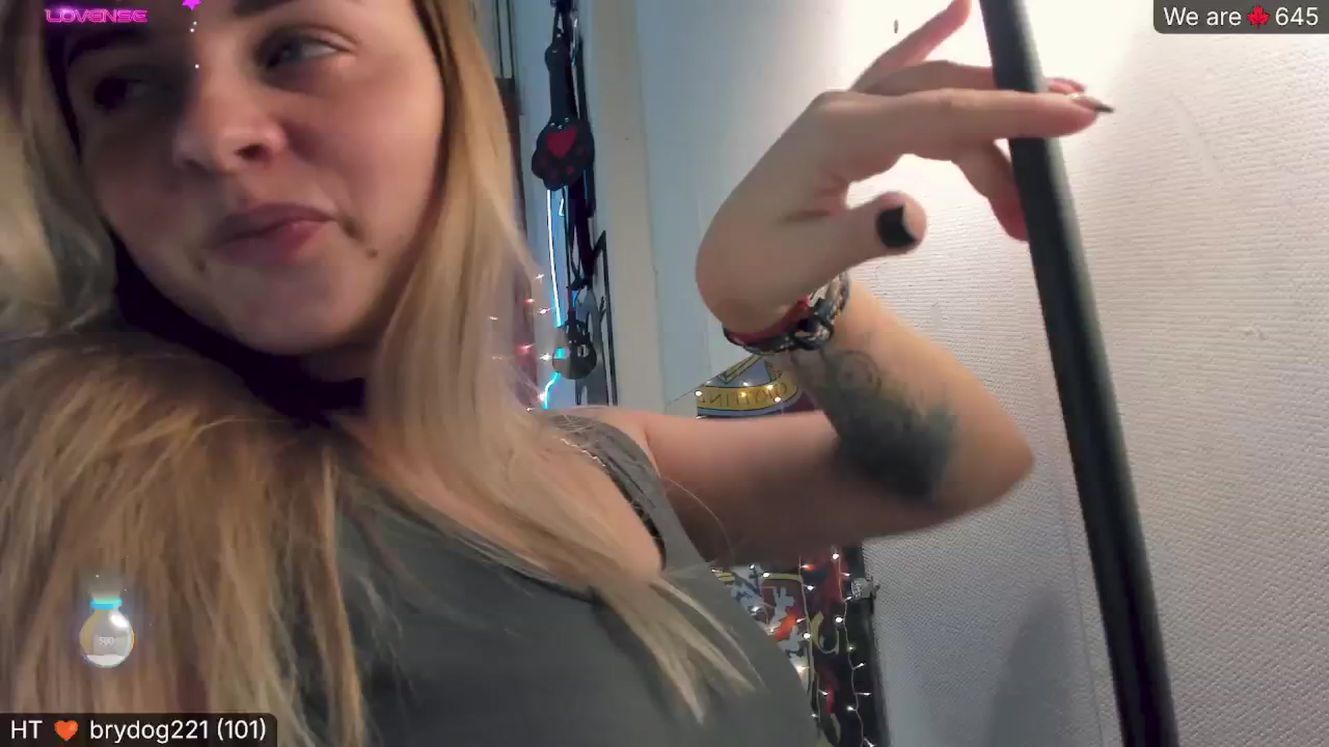 Gallery image thumbnail from Nika_Kitten's myfreecams stream on, 11/01/2024, 18:26 image 9 of 20