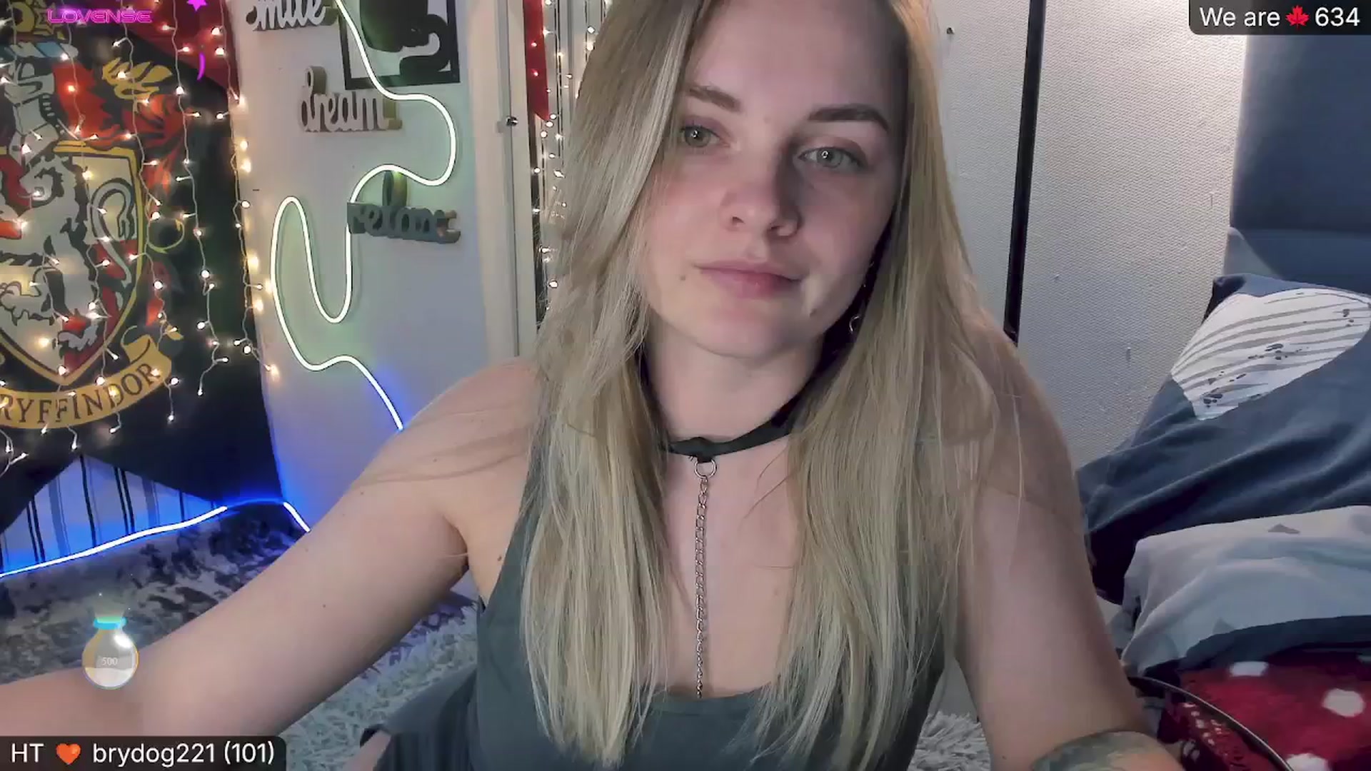 Gallery image thumbnail from Nika_Kitten's myfreecams stream on, 11/01/2024, 18:26 image 12 of 20