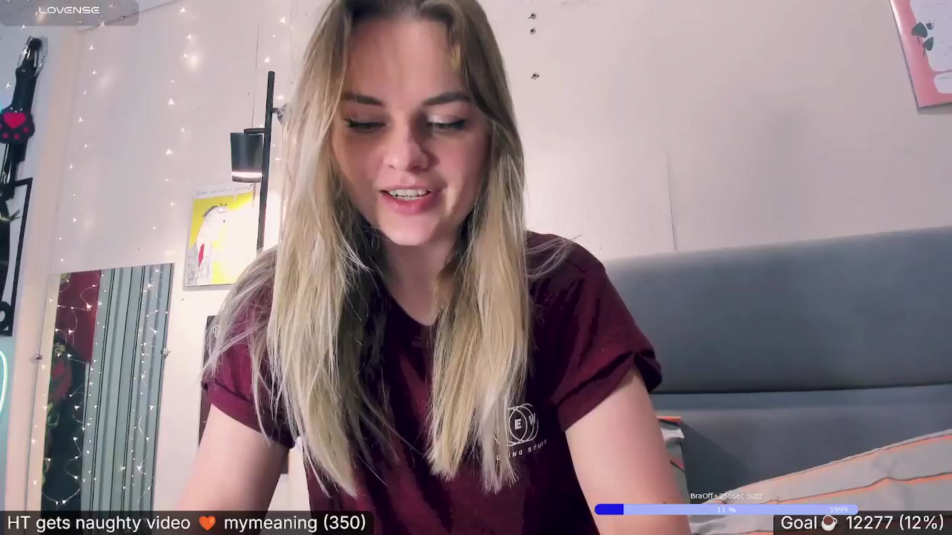 Gallery image thumbnail from Nika_Kitten's myfreecams stream on, 11/14/2024, 17:54 image 18 of 20