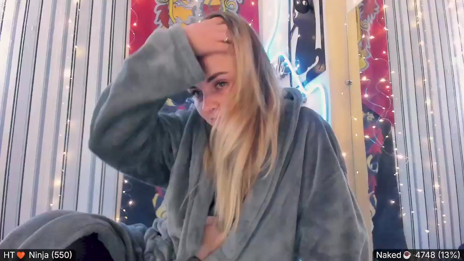 Gallery image thumbnail from Nika_Kitten's myfreecams stream on, 11/18/2024, 19:57 image 7 of 20