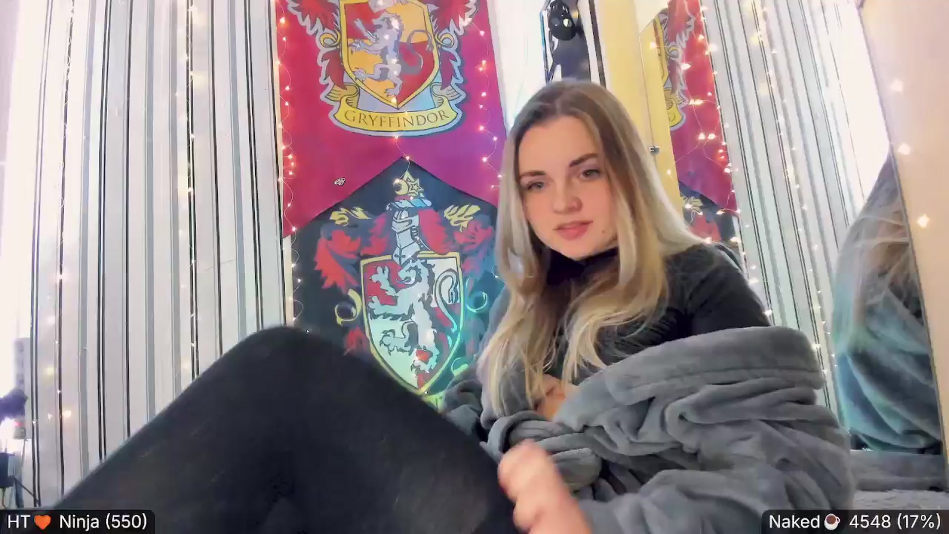 Gallery image thumbnail from Nika_Kitten's myfreecams stream on, 11/18/2024, 19:57 image 11 of 20