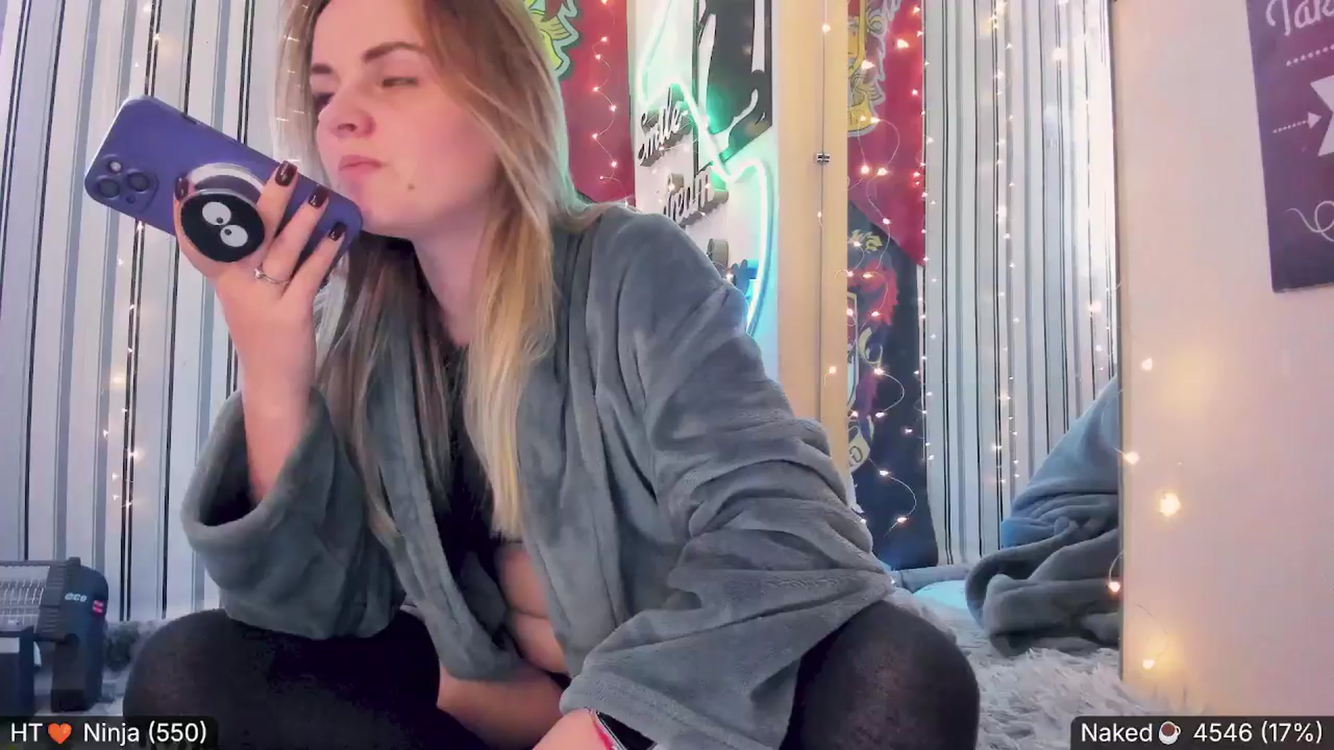 Gallery image thumbnail from Nika_Kitten's myfreecams stream on, 11/18/2024, 19:57 image 20 of 20