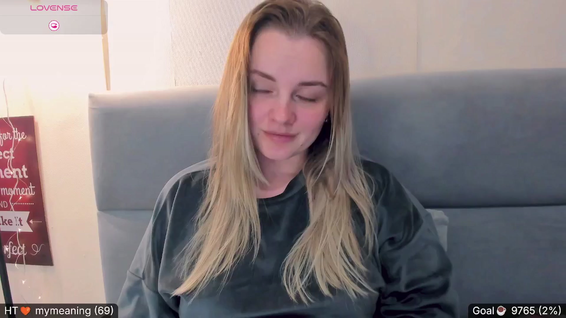 Gallery image thumbnail from Nika_Kitten's myfreecams stream on, 11/19/2024, 15:01 image 8 of 20