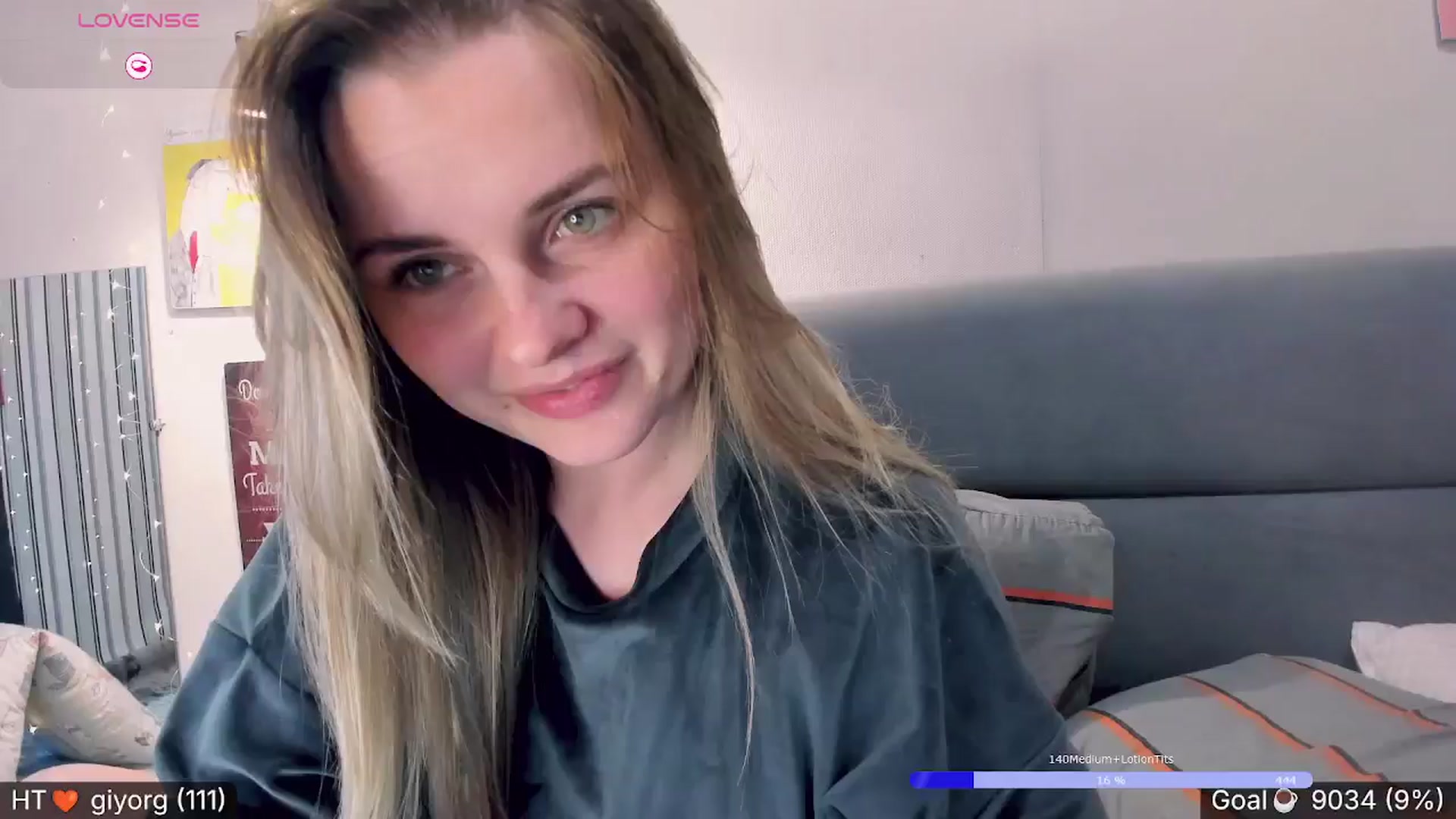 Gallery image thumbnail from Nika_Kitten's myfreecams stream on, 11/19/2024, 15:01 image 18 of 20