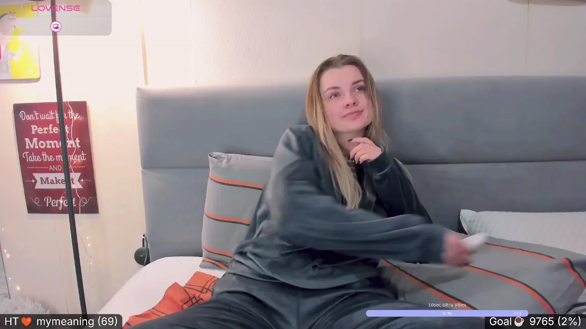 Gallery image thumbnail from Nika_Kitten's myfreecams stream on, 11/19/2024, 15:01 image 14 of 20