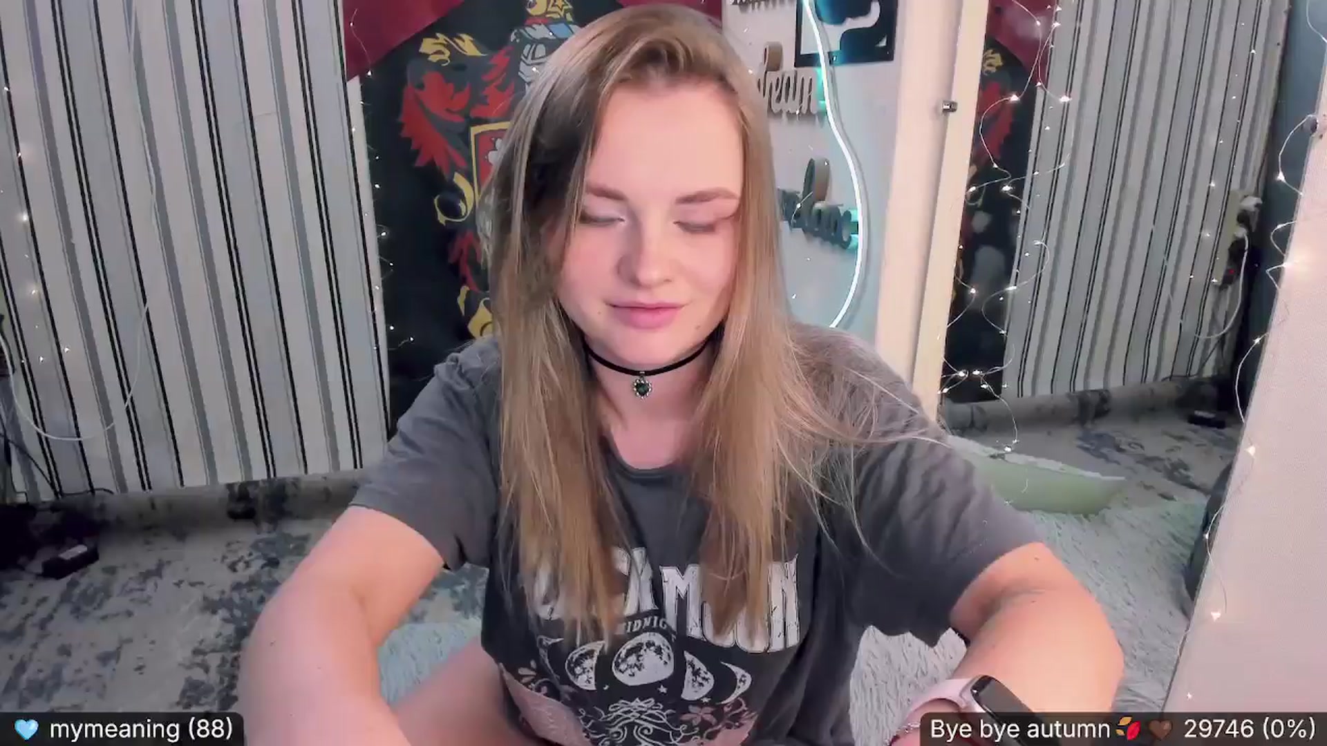 Gallery image thumbnail from Nika_Kitten's myfreecams stream on, 11/29/2024, 16:49 image 5 of 20