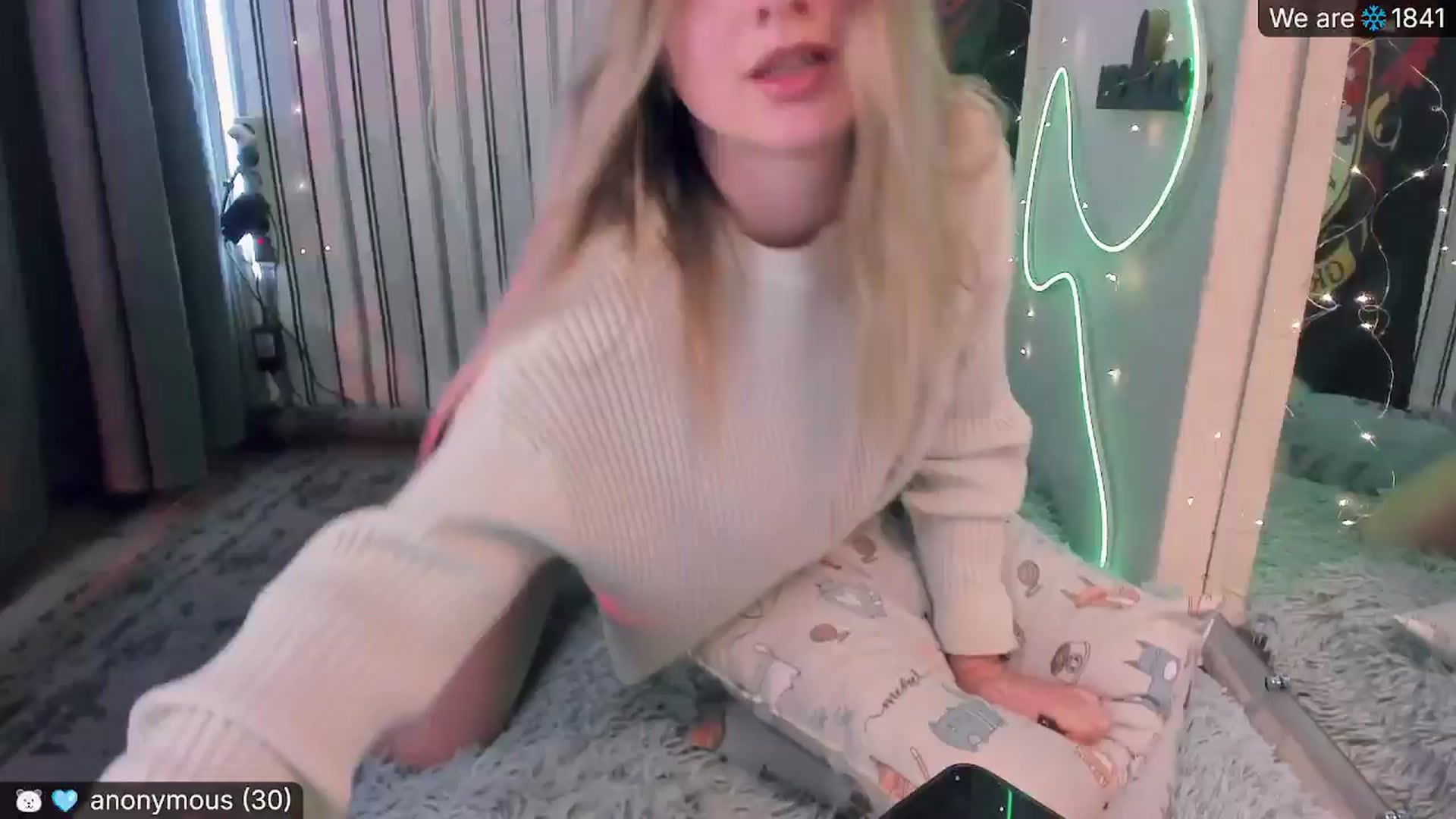 Gallery image thumbnail from Nika_Kitten's myfreecams stream on, 12/03/2024, 14:15 image 16 of 20