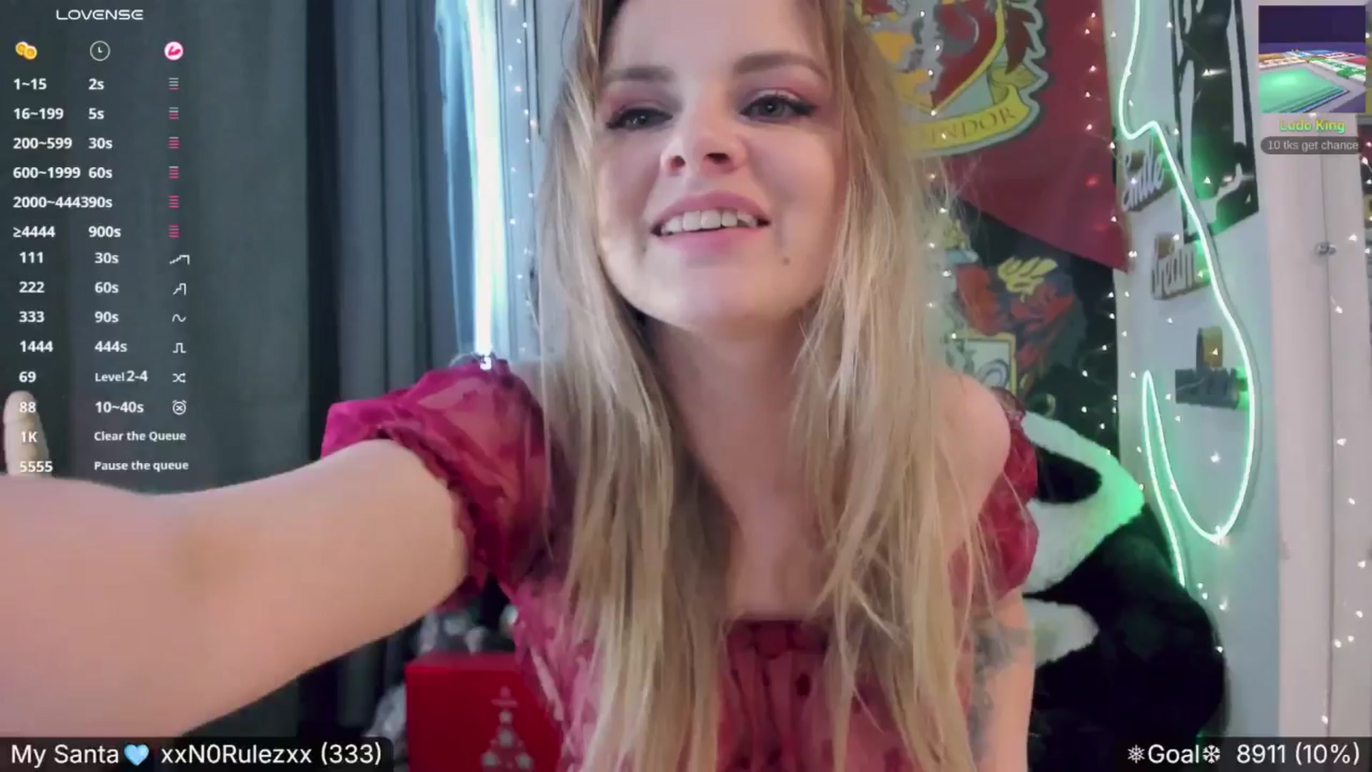 Gallery image thumbnail from Nika_Kitten's myfreecams stream on, 12/23/2024, 19:18 image 8 of 20