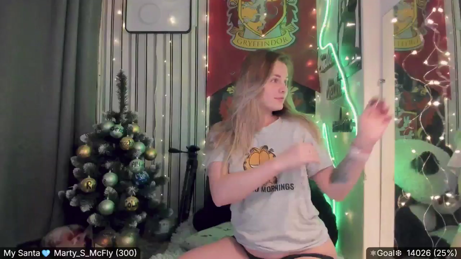 Gallery image thumbnail from Nika_Kitten's myfreecams stream on, 12/26/2024, 21:34 image 18 of 20