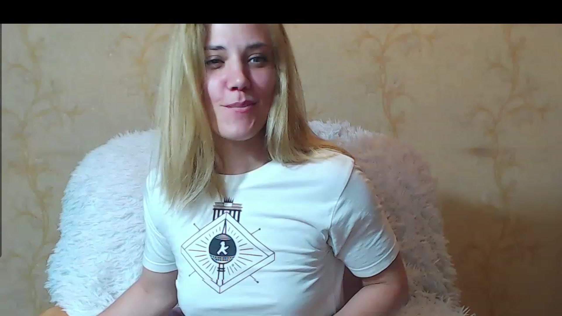 Gallery image thumbnail from Nika_gold1's myfreecams stream on, 05/04/2023, 19:01 image 19 of 20