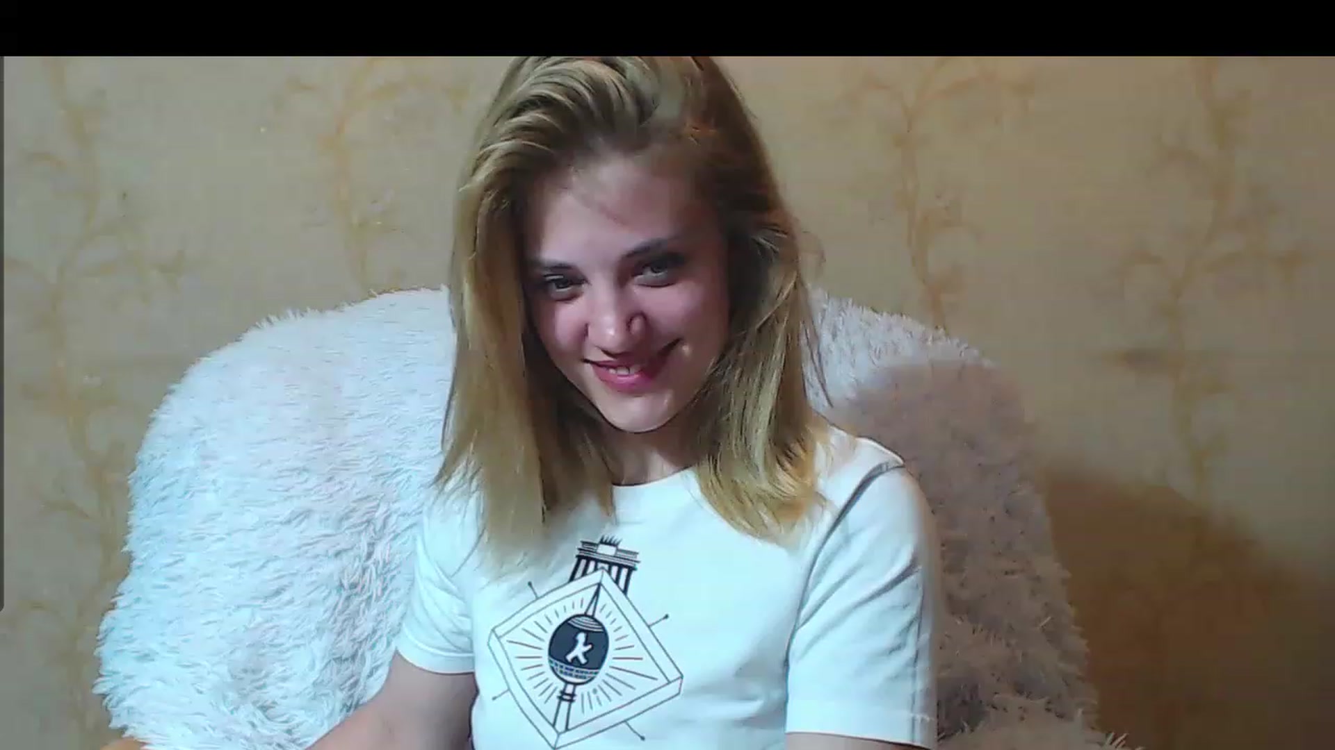Gallery image thumbnail from Nika_gold1's myfreecams stream on, 05/04/2023, 19:01 image 5 of 20