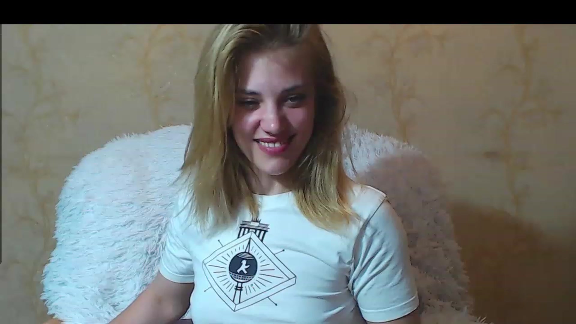 Gallery image thumbnail from Nika_gold1's myfreecams stream on, 05/04/2023, 19:01 image 4 of 20