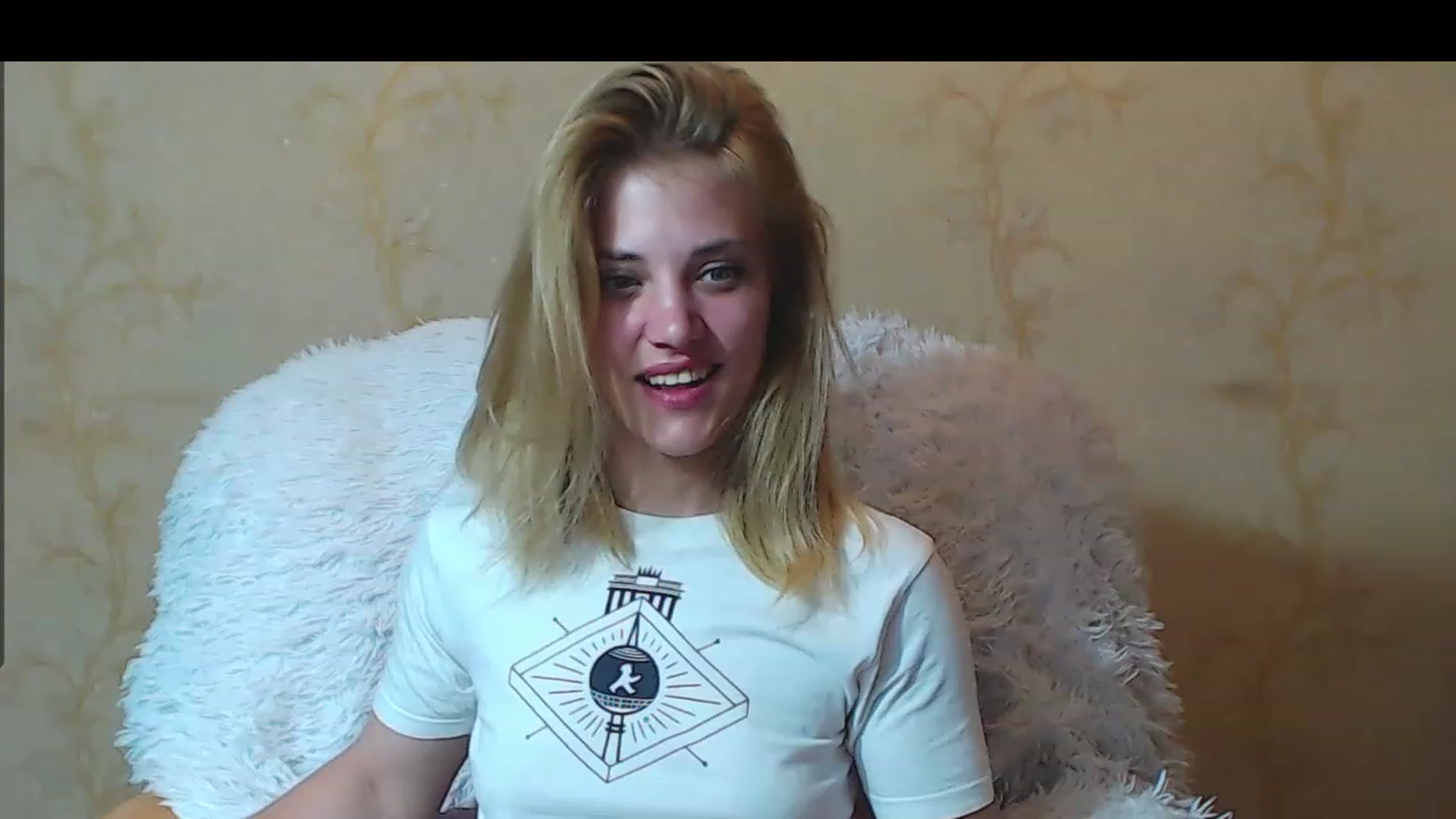 Gallery image thumbnail from Nika_gold1's myfreecams stream on, 05/04/2023, 19:01 image 10 of 20